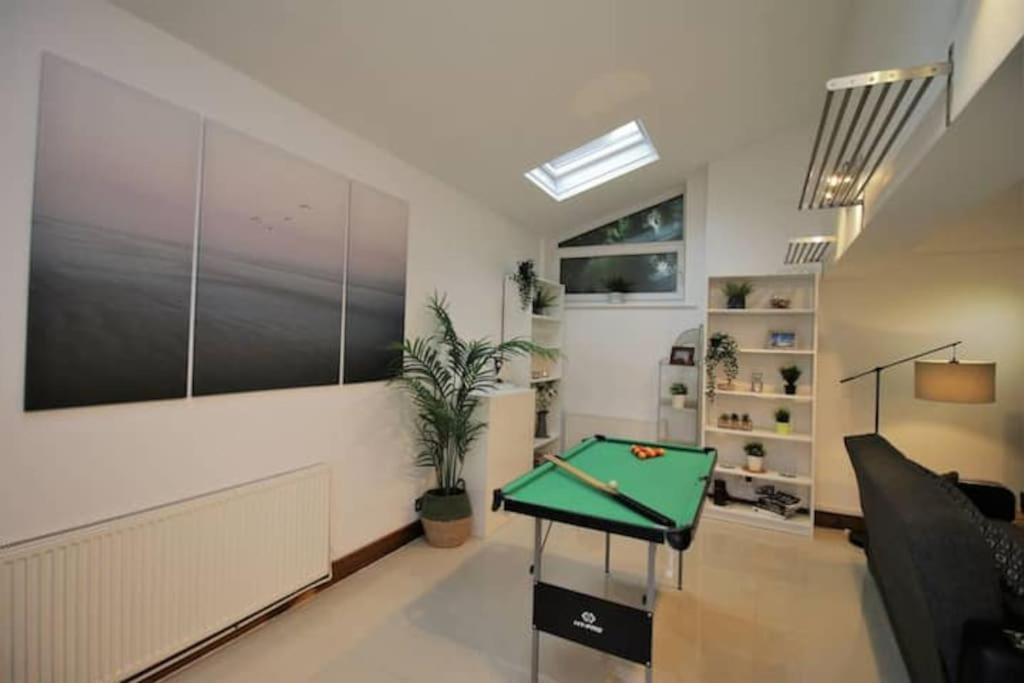 Ty Glas Mews by Property Promise