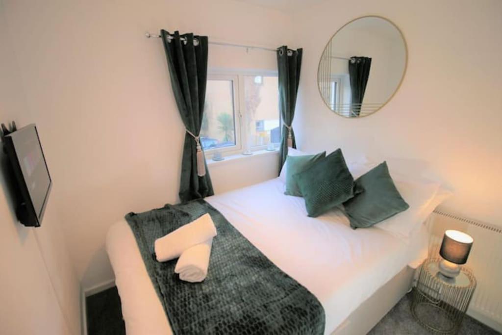 Ty Glas Mews by Property Promise