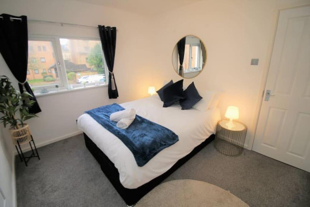Ty Glas Mews by Property Promise