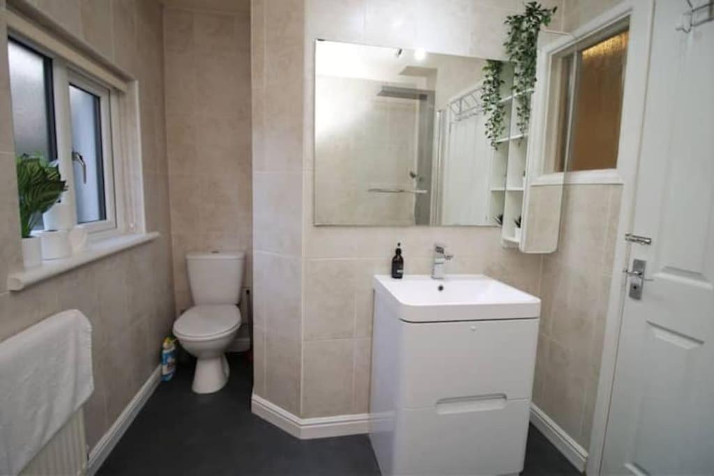 Ty Glas Mews by Property Promise