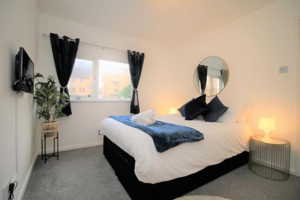 Ty Glas Mews by Property Promise