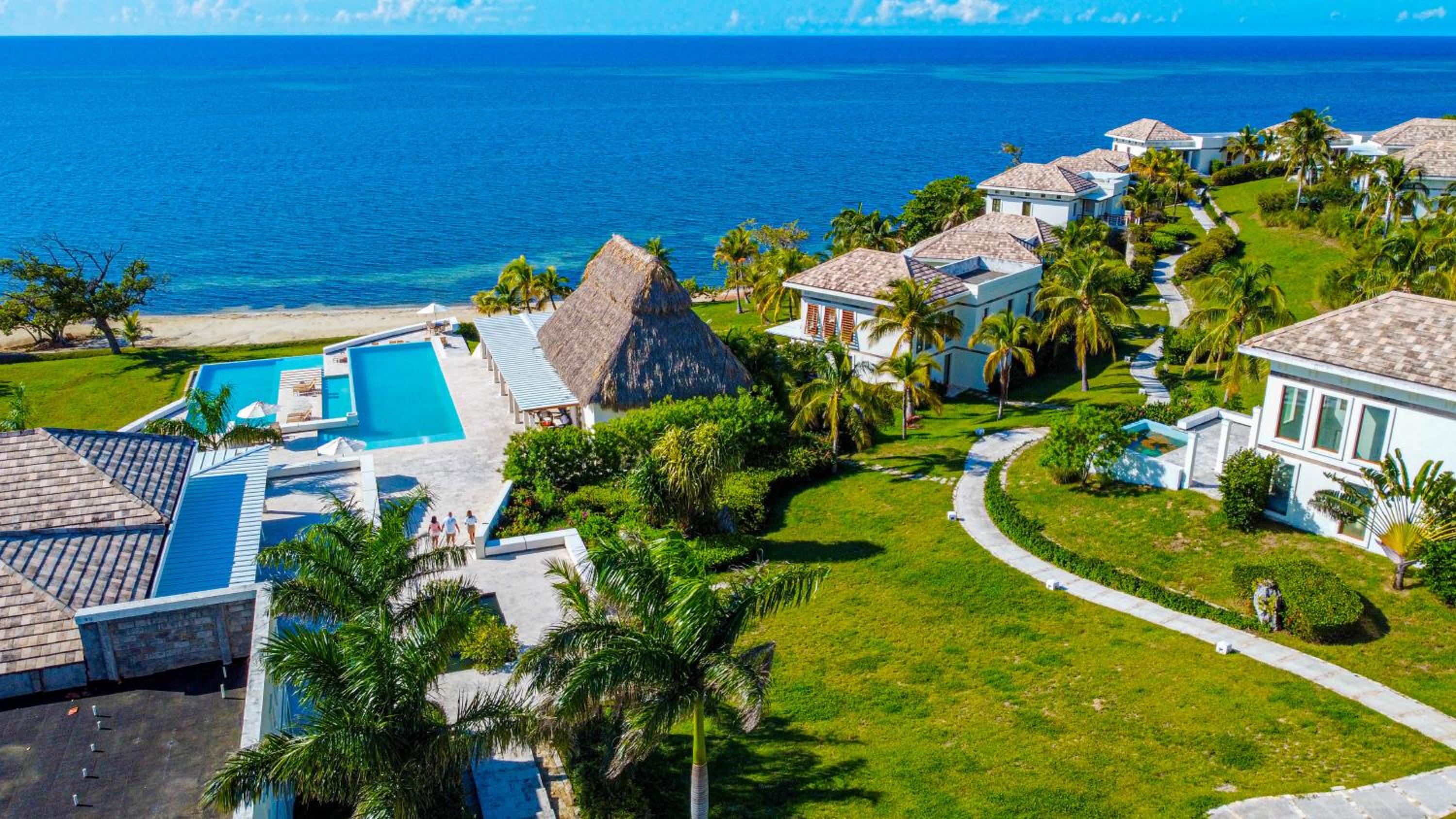 Las Verandas Hotel & Villas