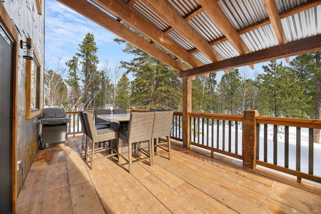 Trax N Trailz Lodge