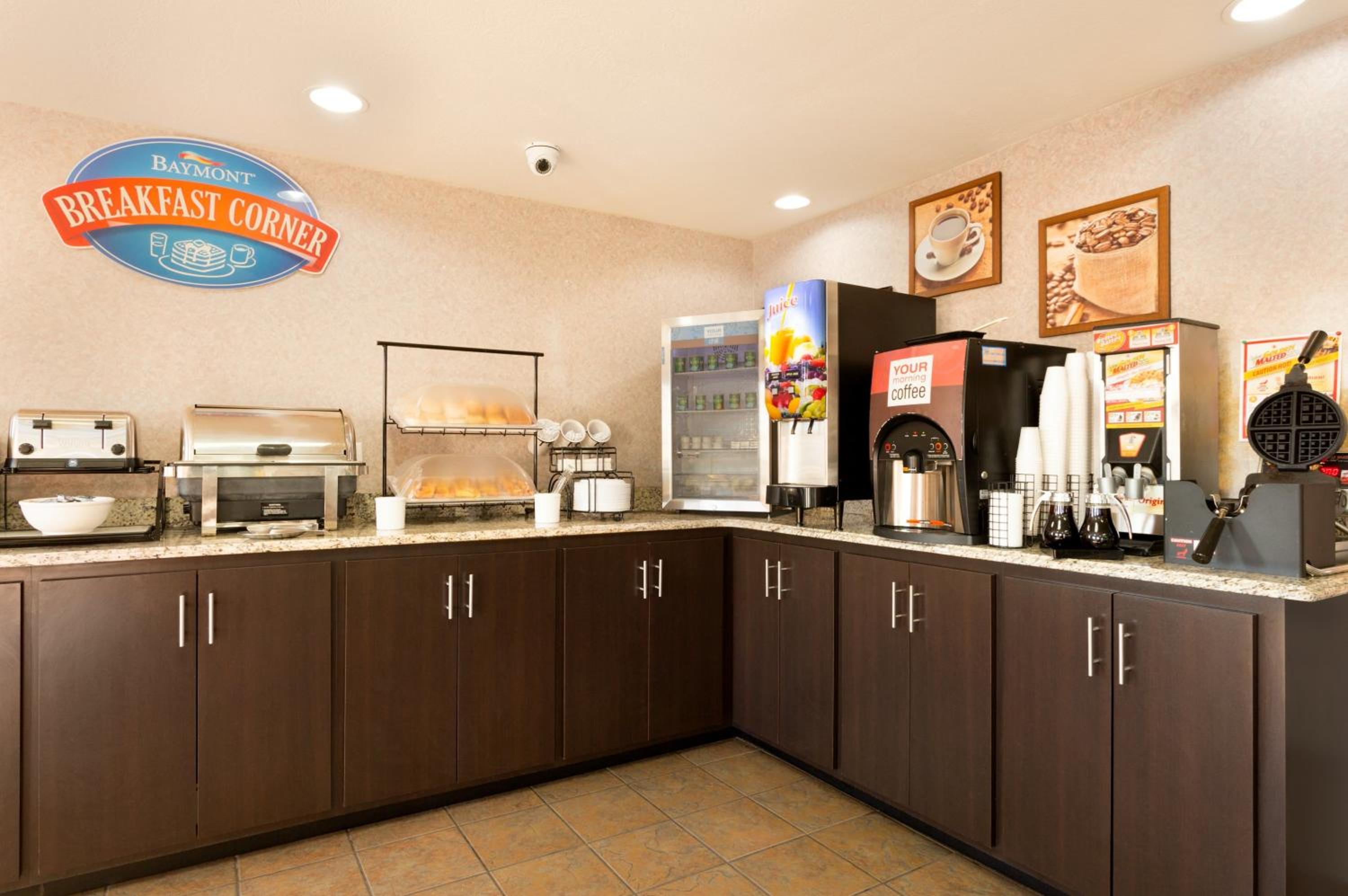 Baymont by Wyndham Gallatin - Property Image 26