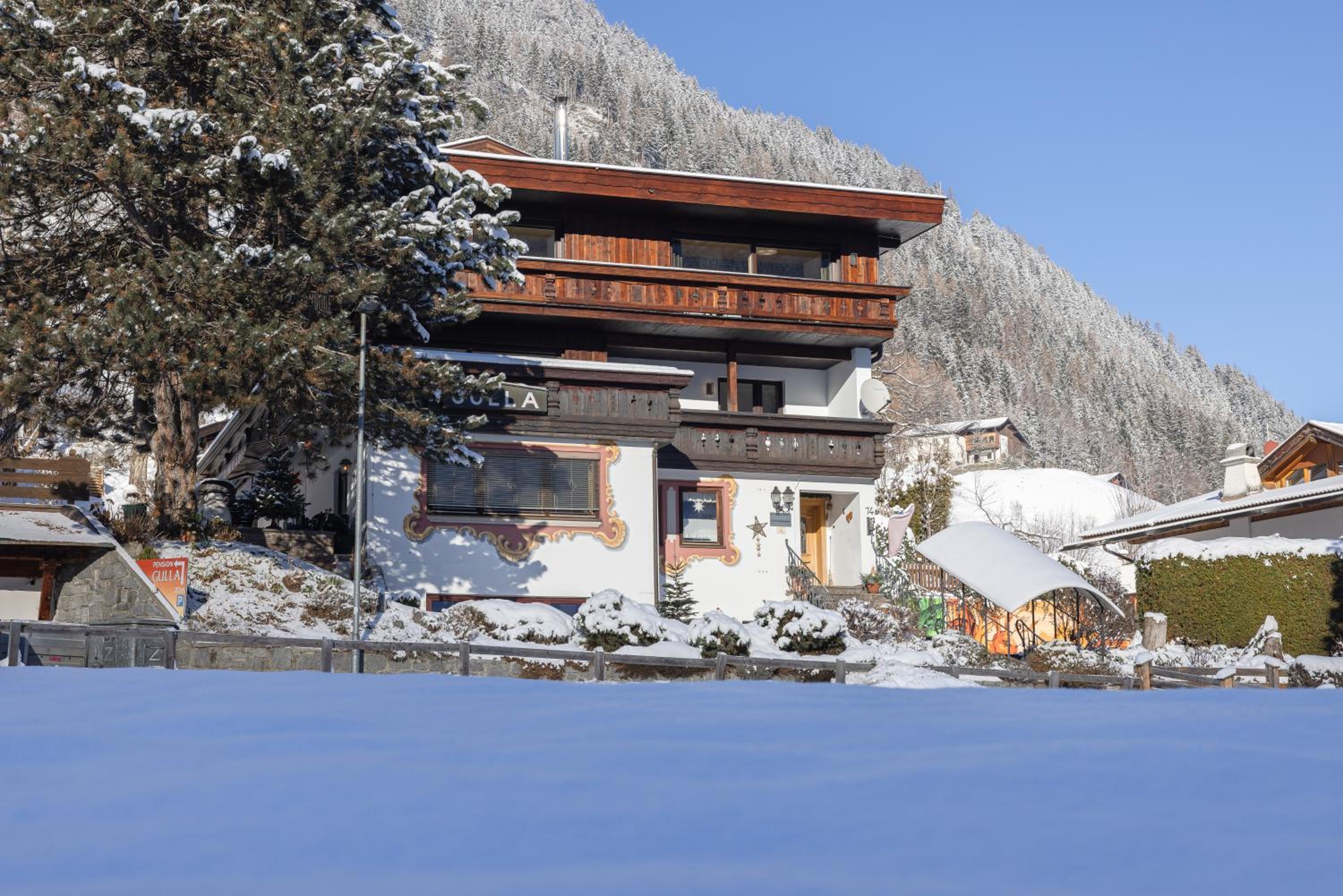 Pension Gulla - Ferienhaus Appartements B&B