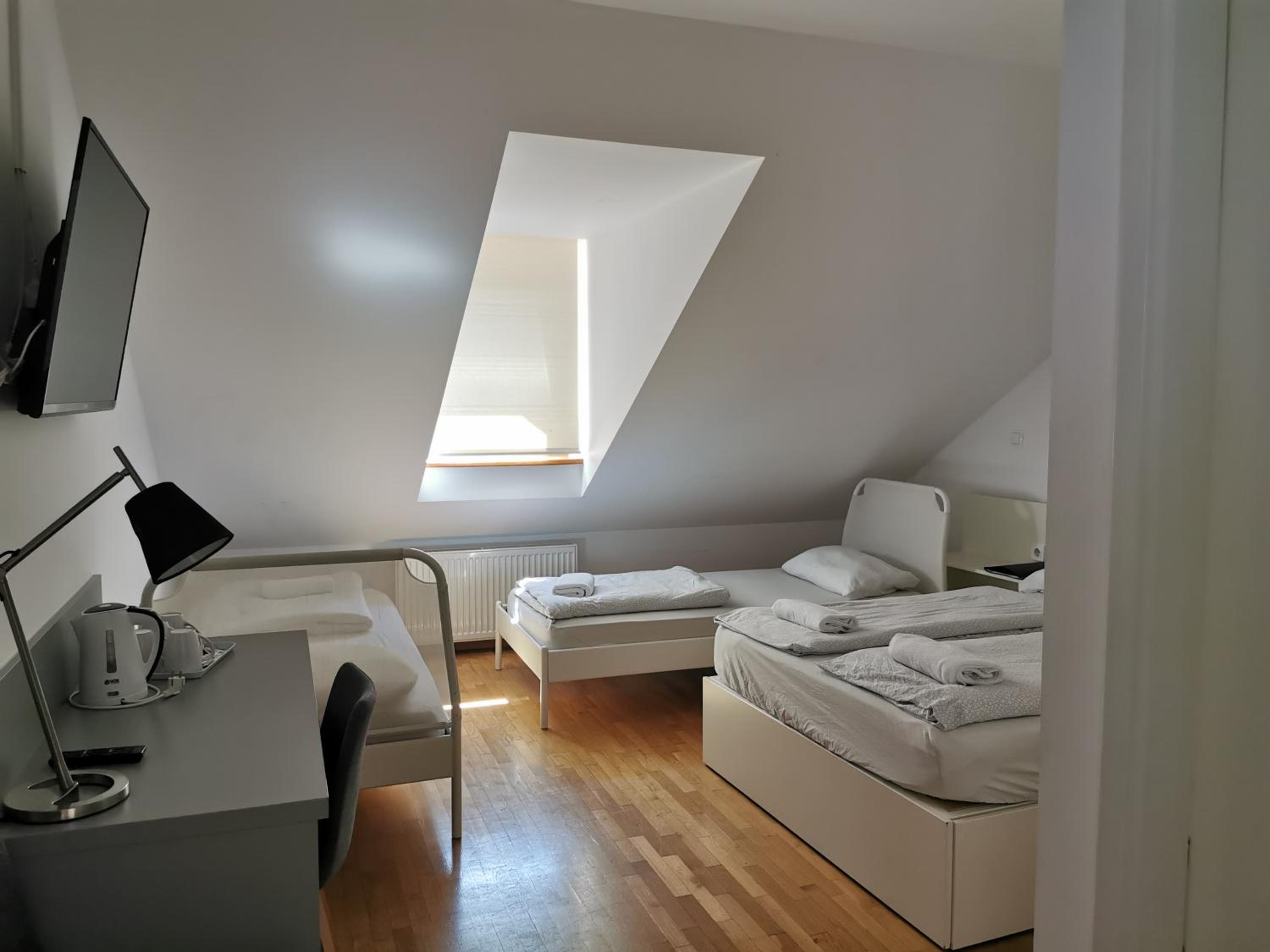 Rooms Sincere 1830