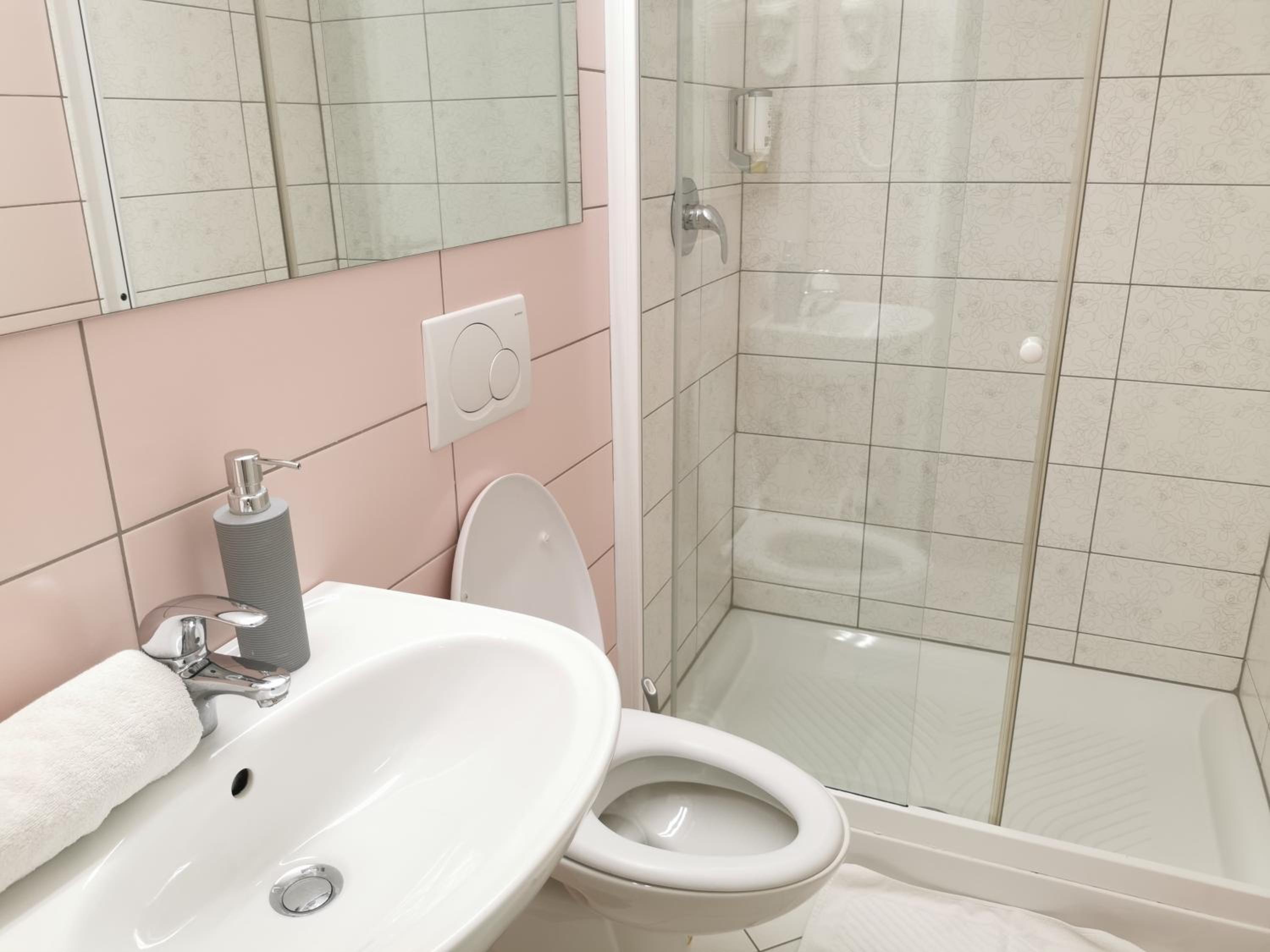 Rooms Sincere 1830