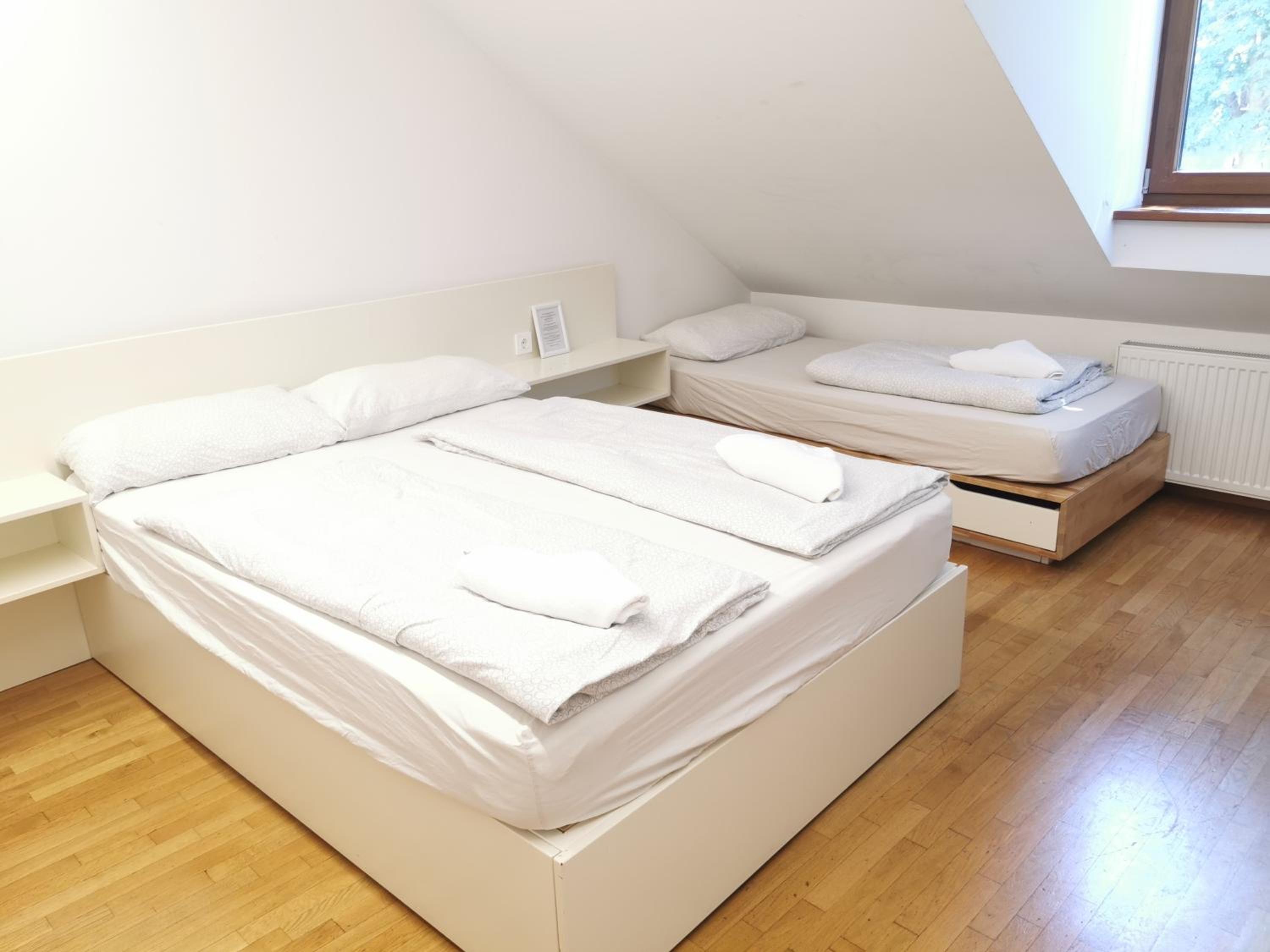 Rooms Sincere 1830