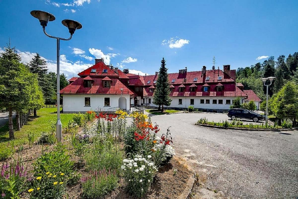 hotel building