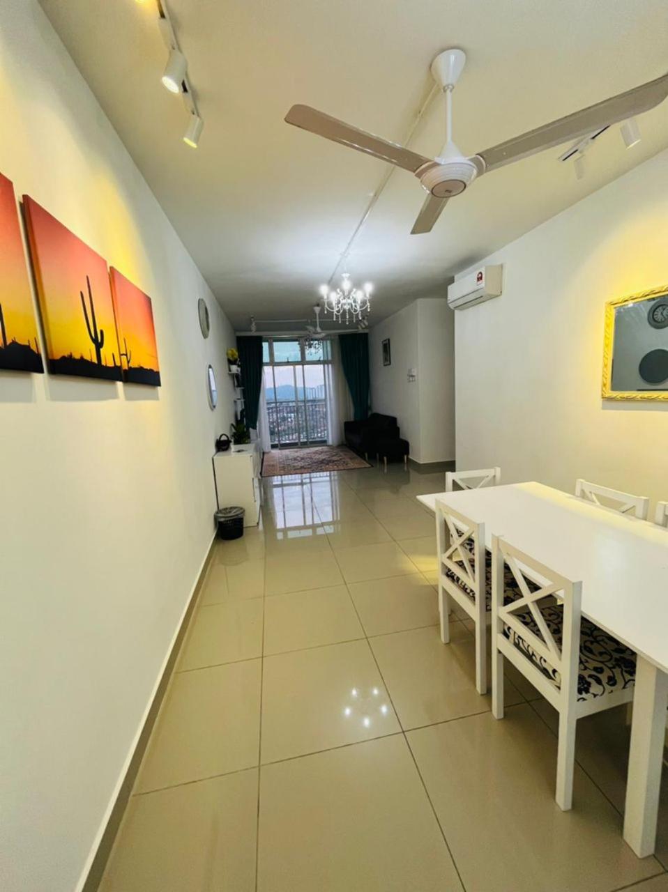 Spacious 3BR Family Homestay Putrajaya Near Masjid & Hospital Ramadan Stay
