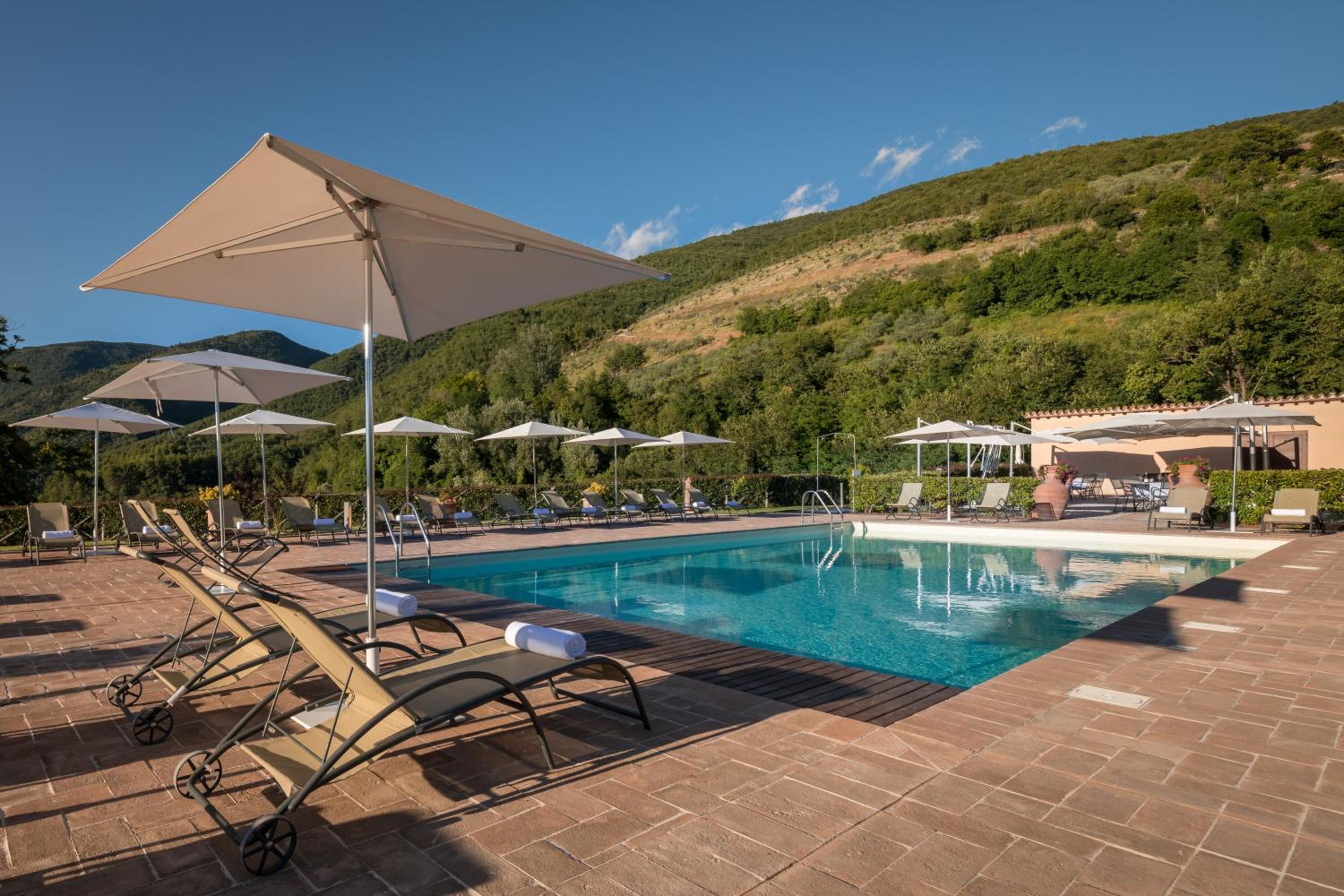 Borgo di Gallano view 3