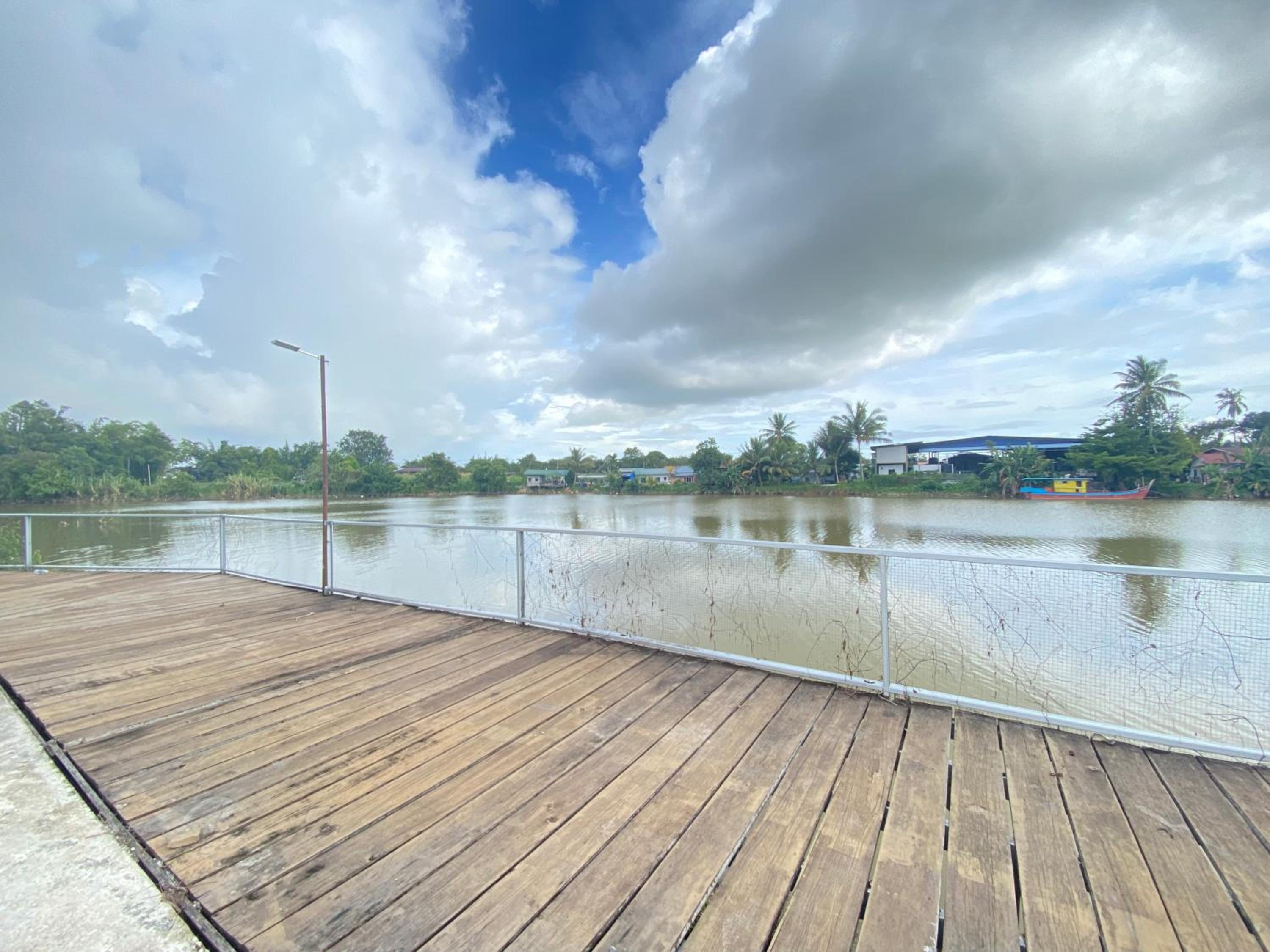 D’Surati River View Homestay photo 2
