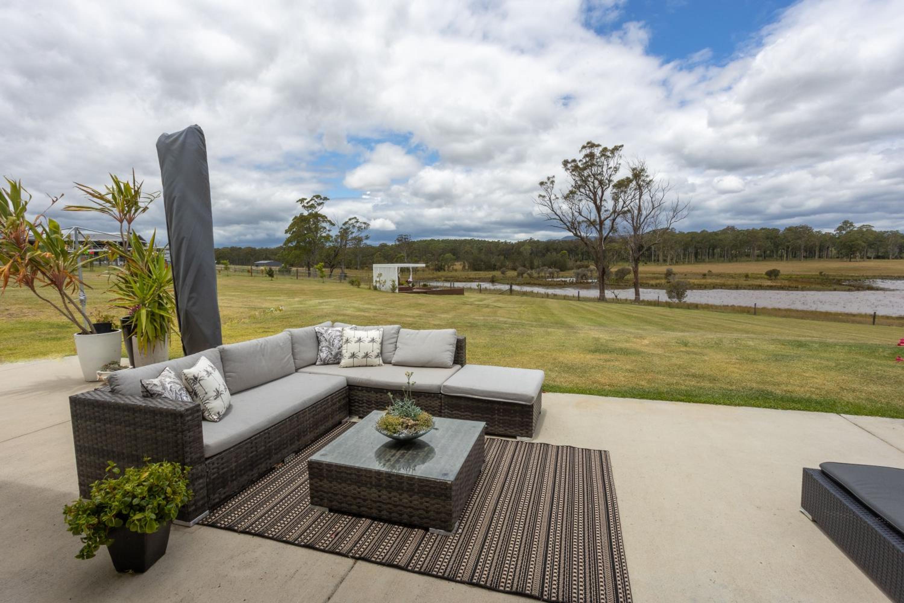 Soulful Grande Manor with Mineral Pool