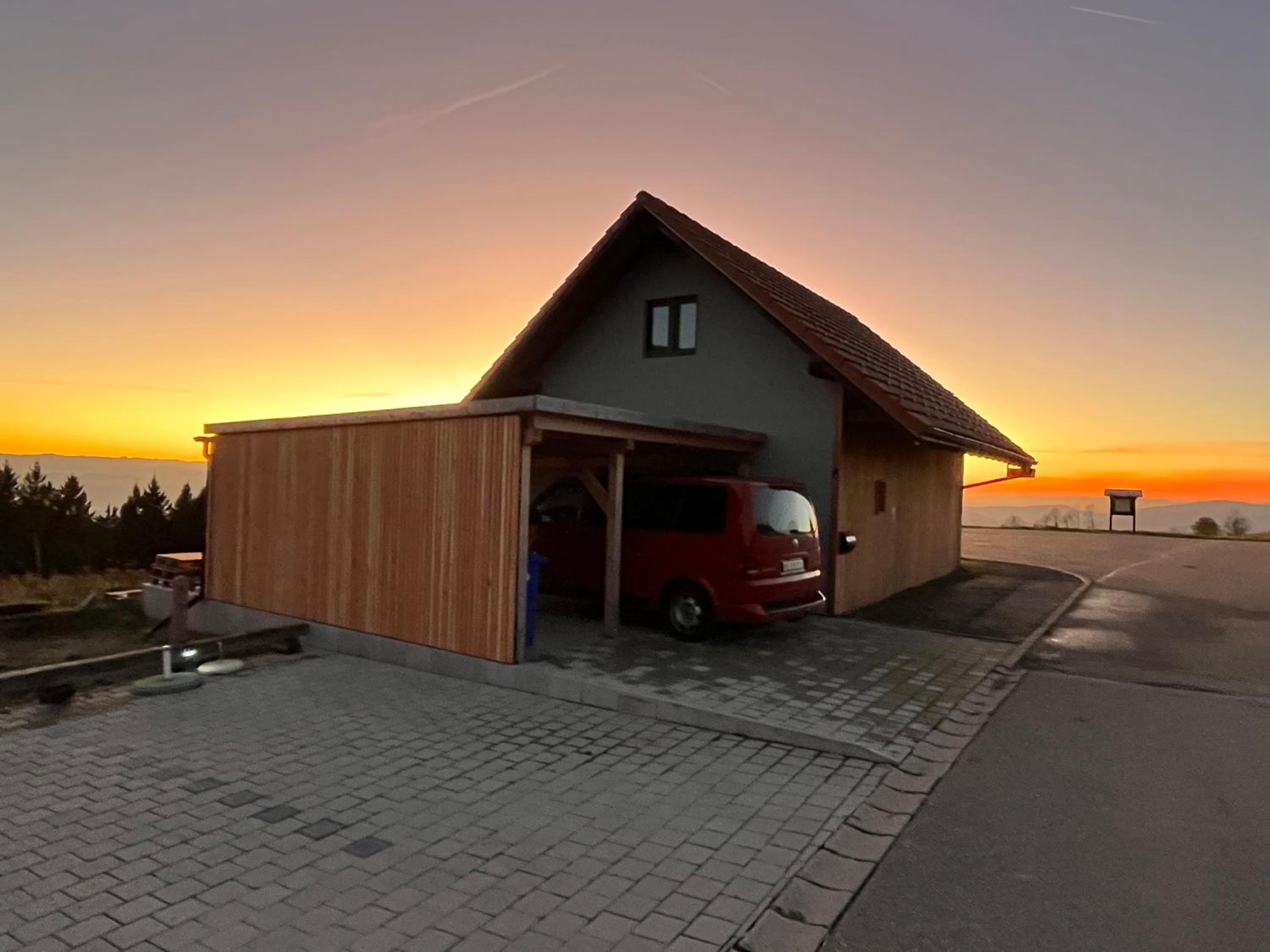 Blackforest Homestay Apartments
