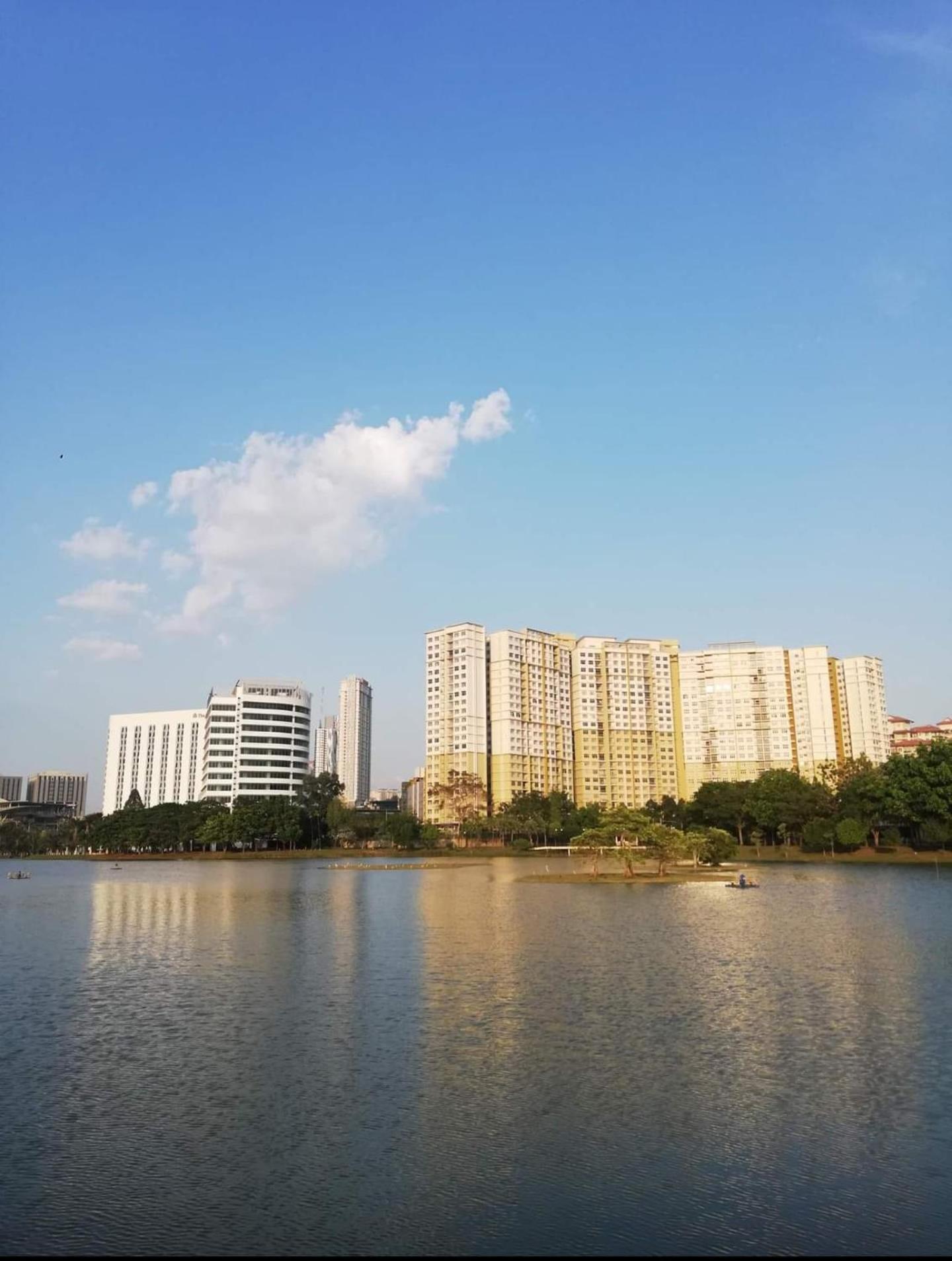 Spacious 3BR Family Homestay Putrajaya Near Masjid & Hospital Ramadan Stay