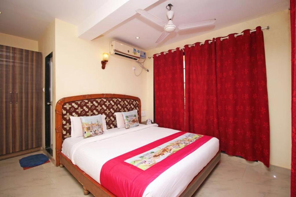 Sea Breeze Beach Resort Murud