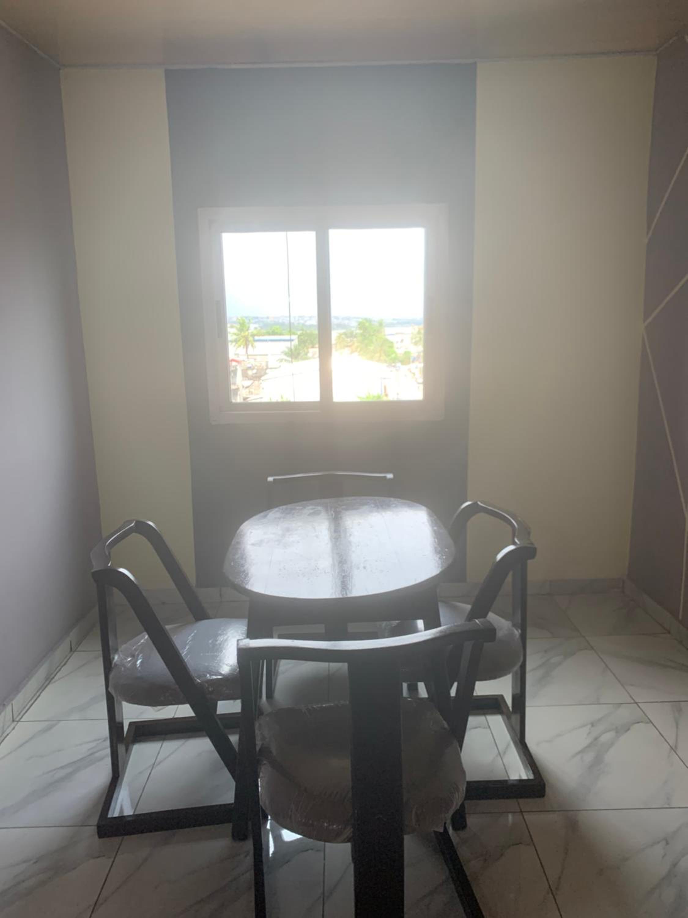 Impeccable Apartment in Abidjan Cote D'avoire view 2