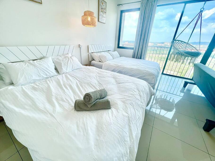 H 1-5 pax Cozy house 3 Bed Trefoil Setia Alam Wifi and TV SCCC photo 2