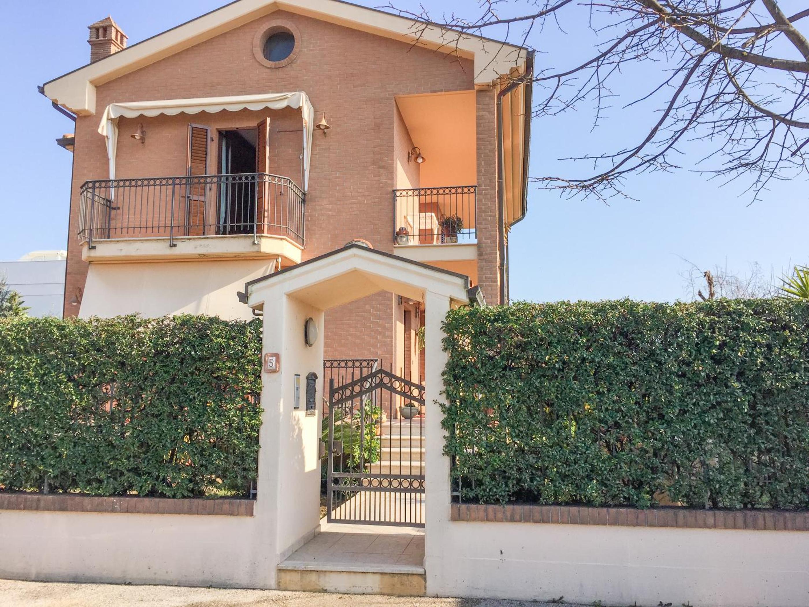 Homiday - Villa Angelica view 2