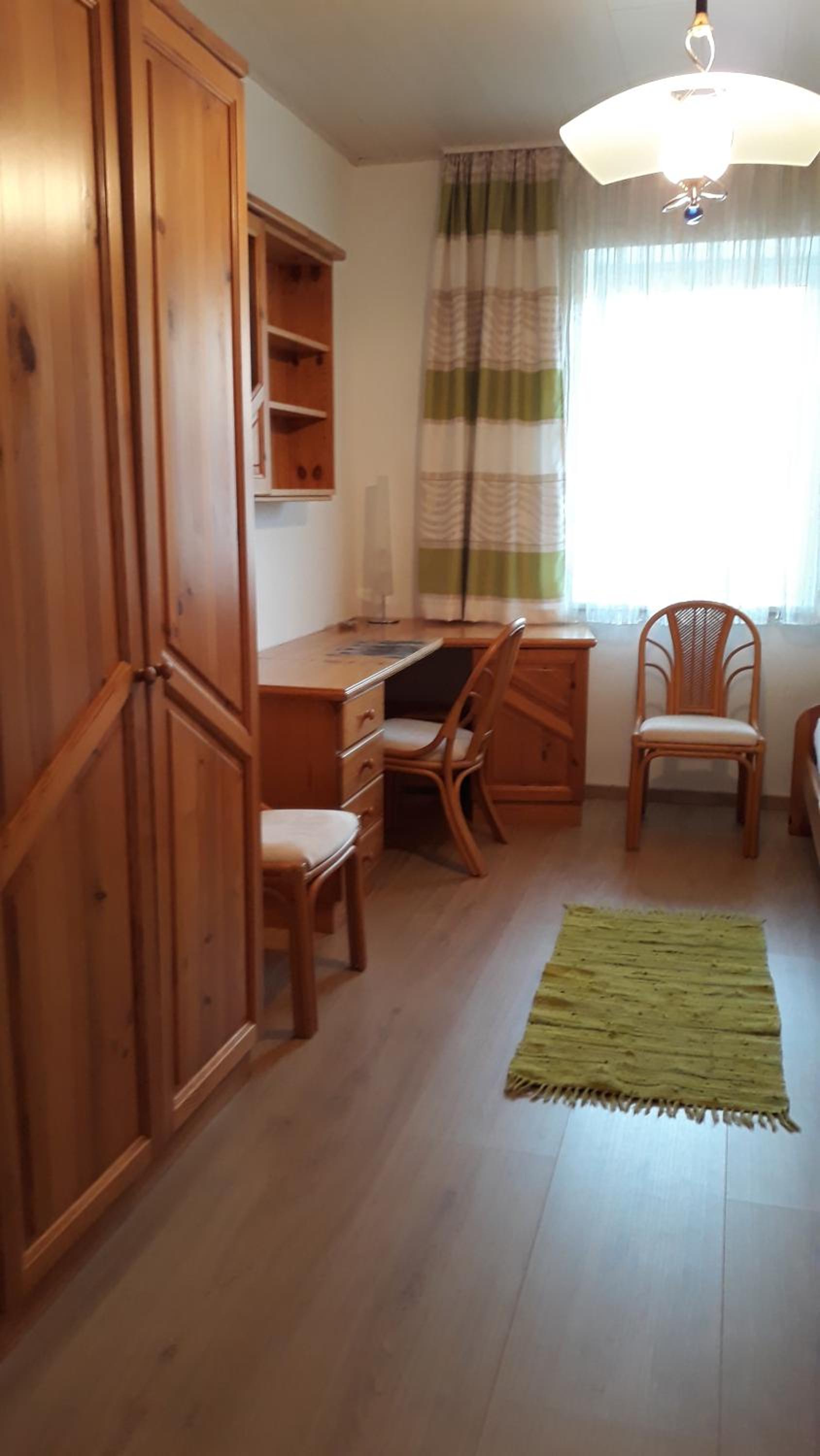 Photo 42