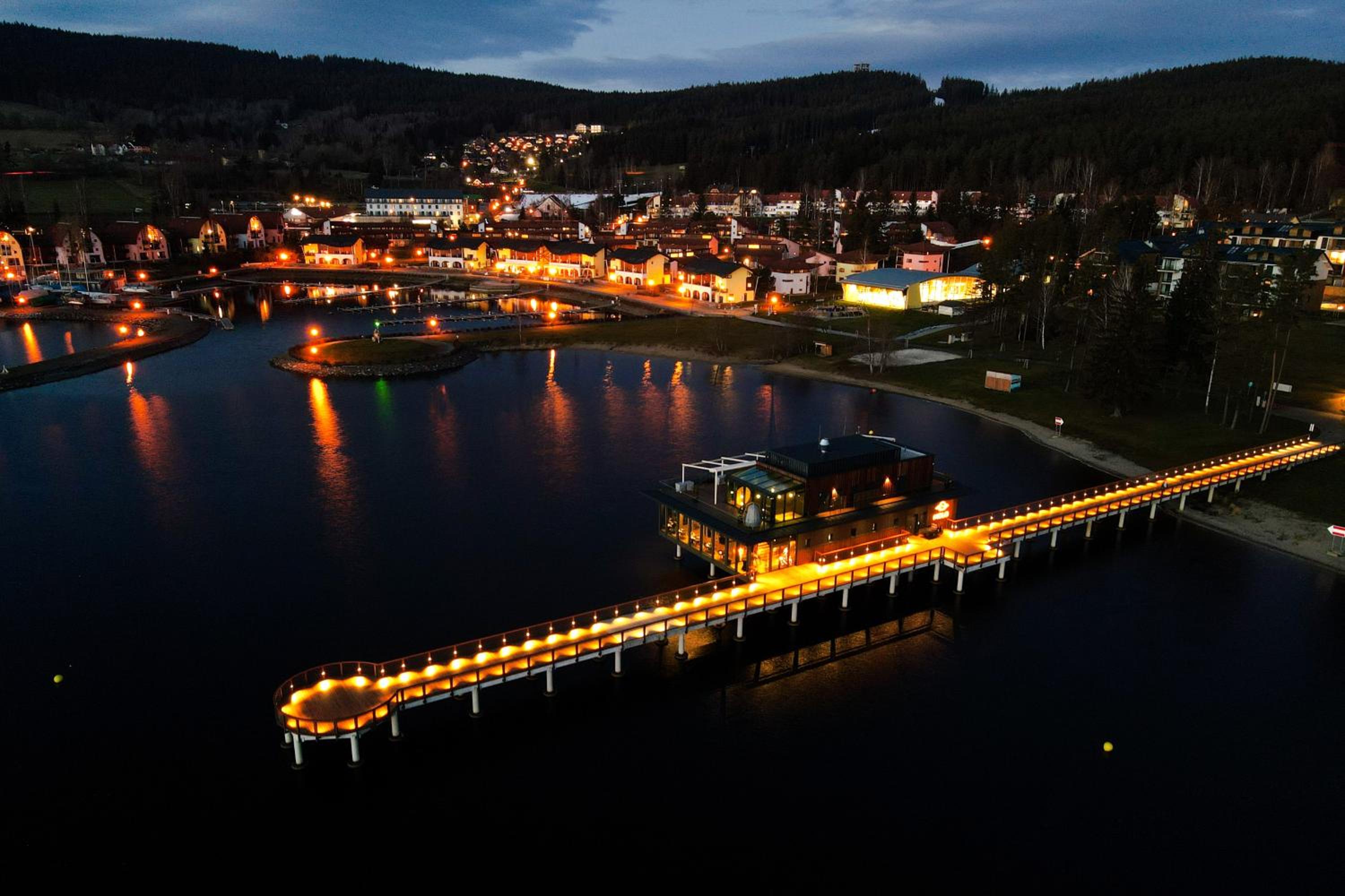 MOLI Apartmán s privátní saunou - MOLO Lipno Resort