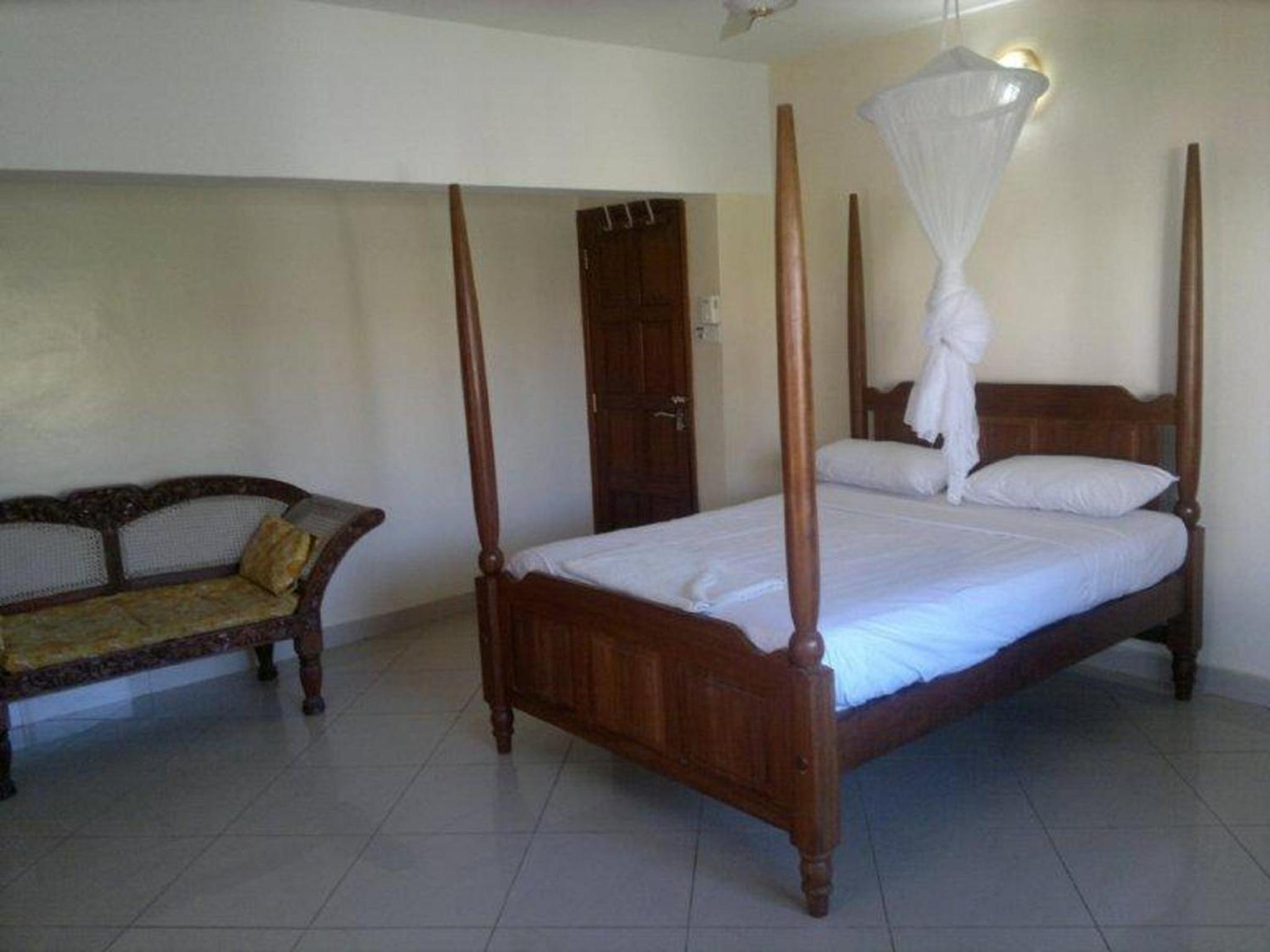 Glory Holiday Resort