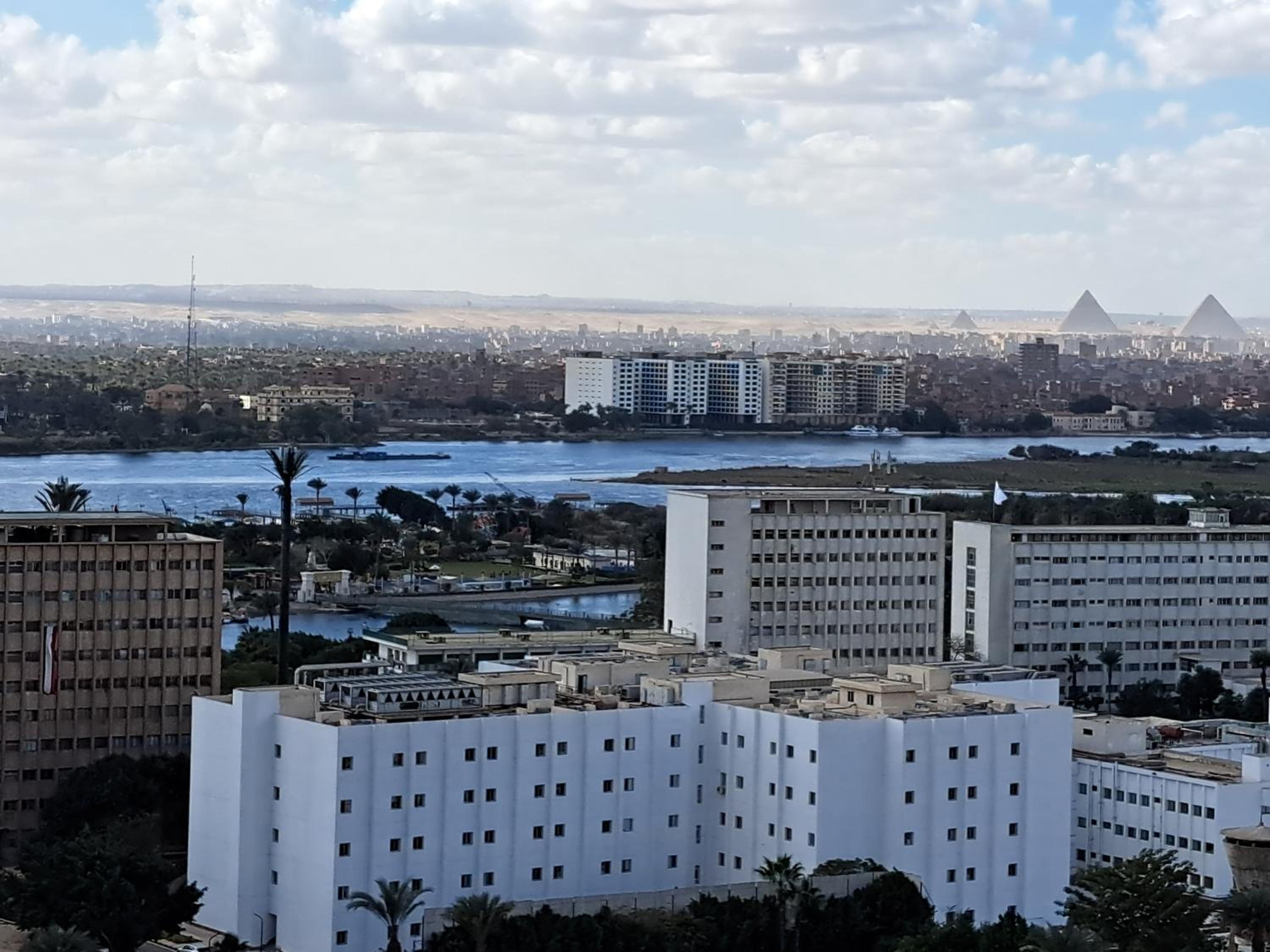 Three bedrooms apartment Nile view maadi