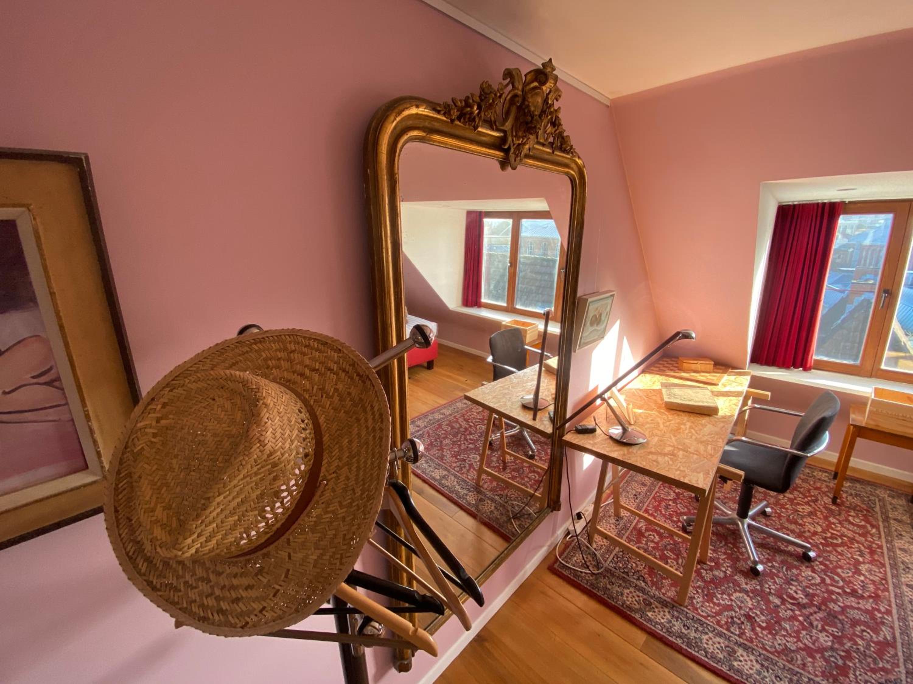 Artist's Loft & Garden