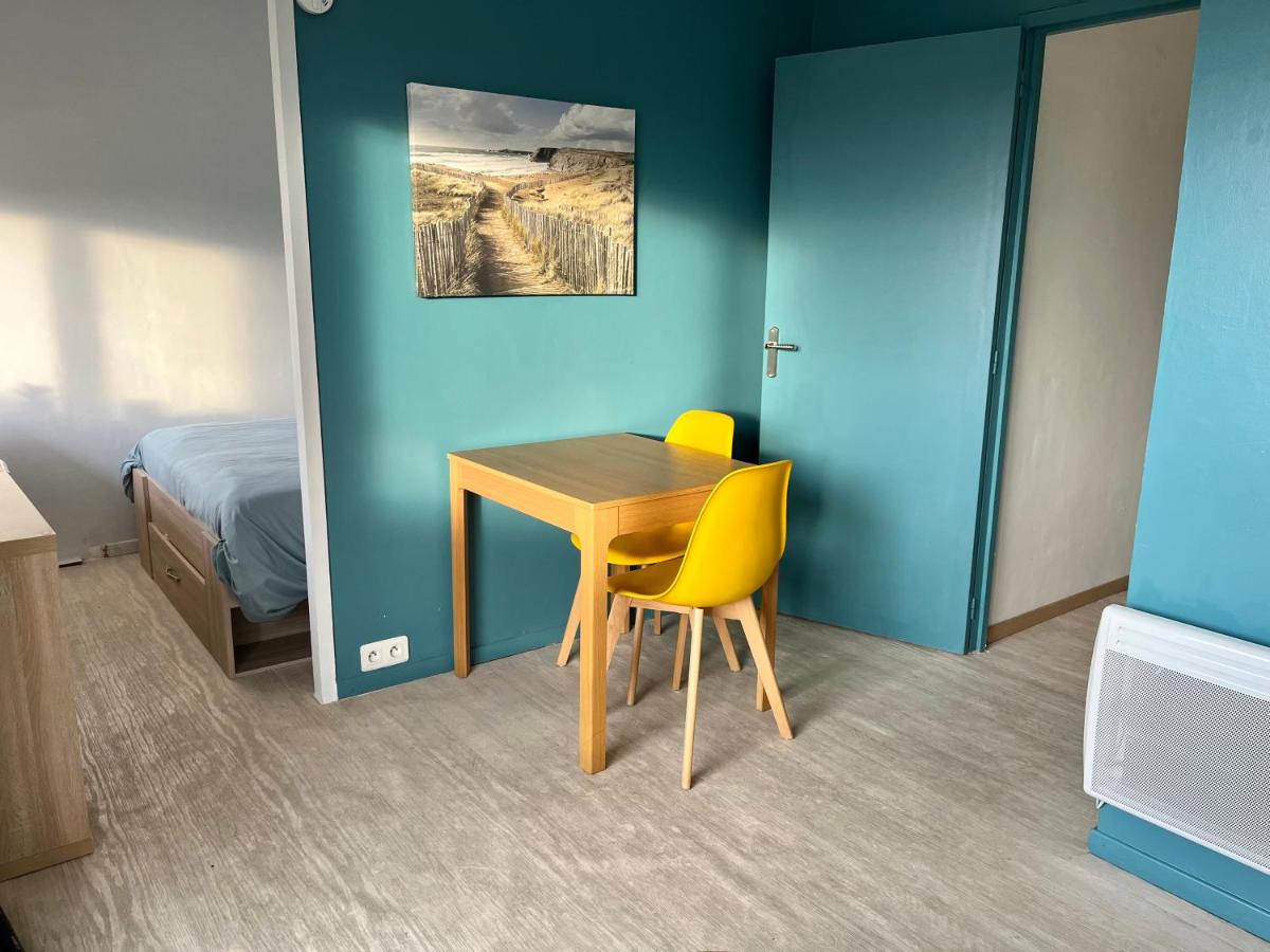 Studio avec chambre - Balcon et à 20m de la mer view 3