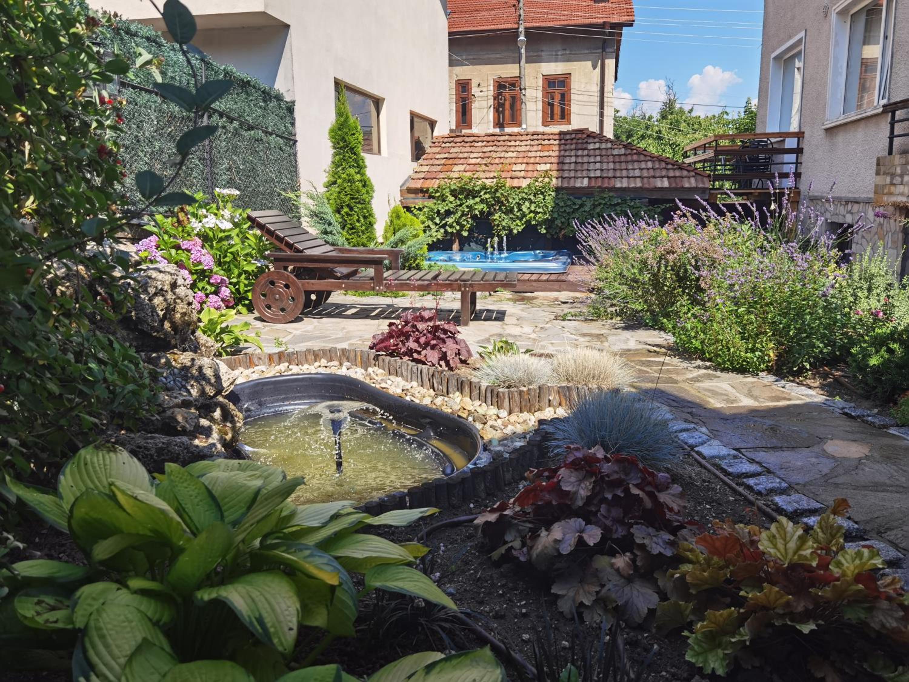 Mira Guest House view 4
