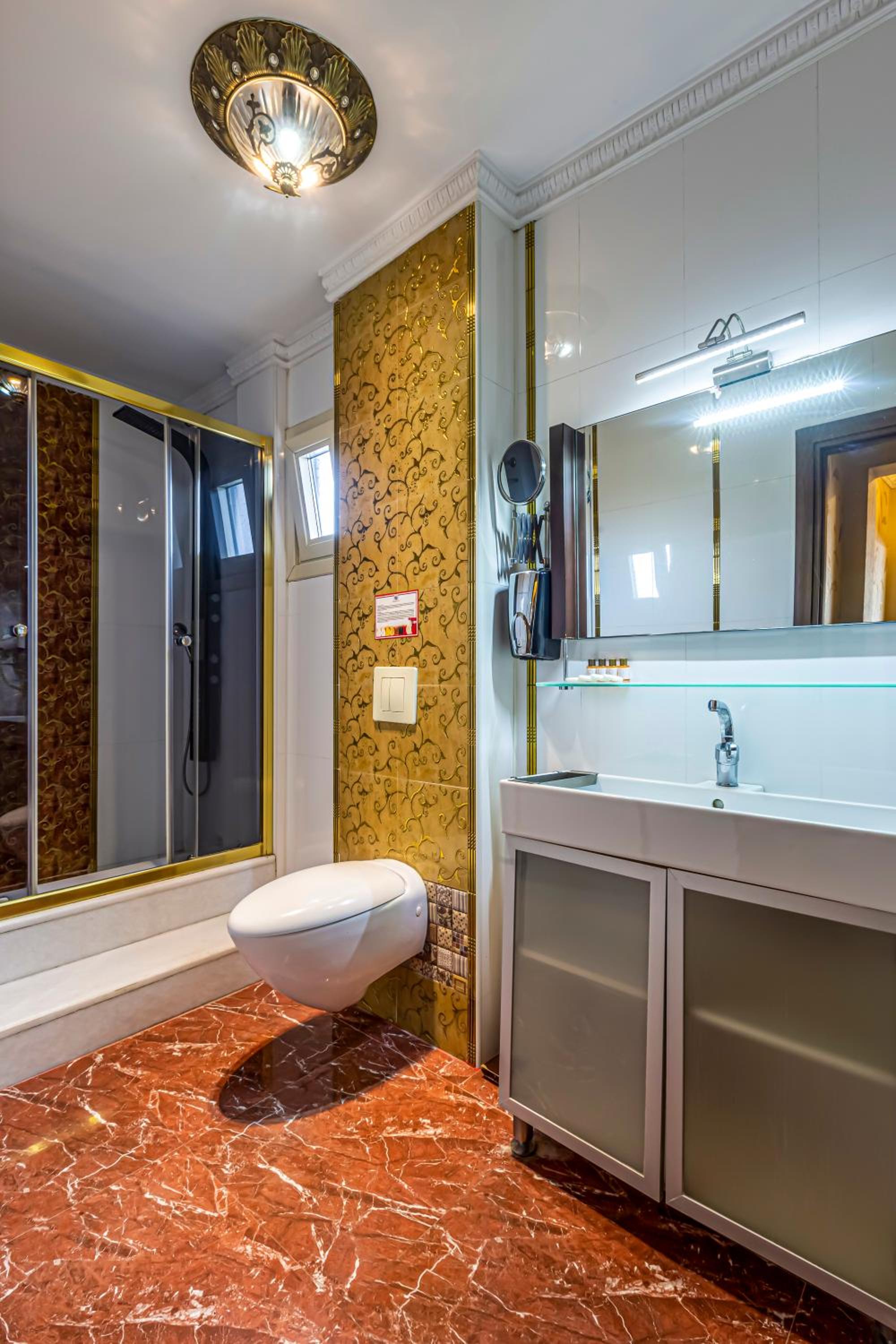 Marmaray Hotel - Image 82