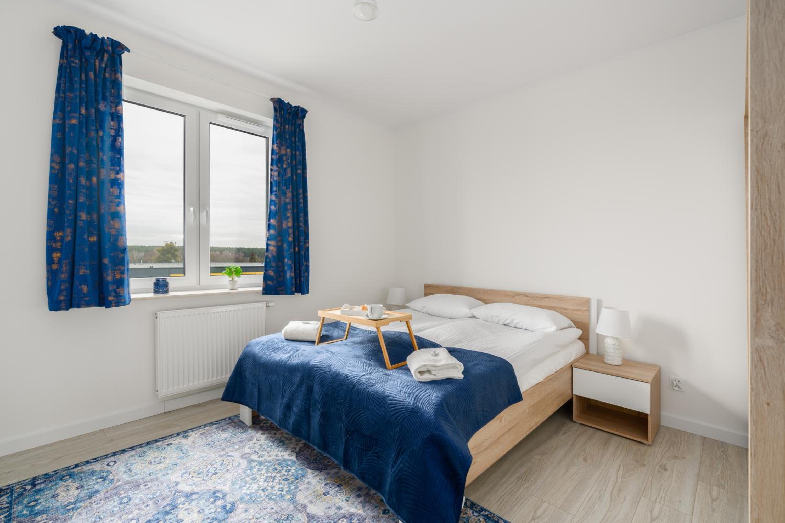 Premium Apartments Poznań Airport by Renters view 5