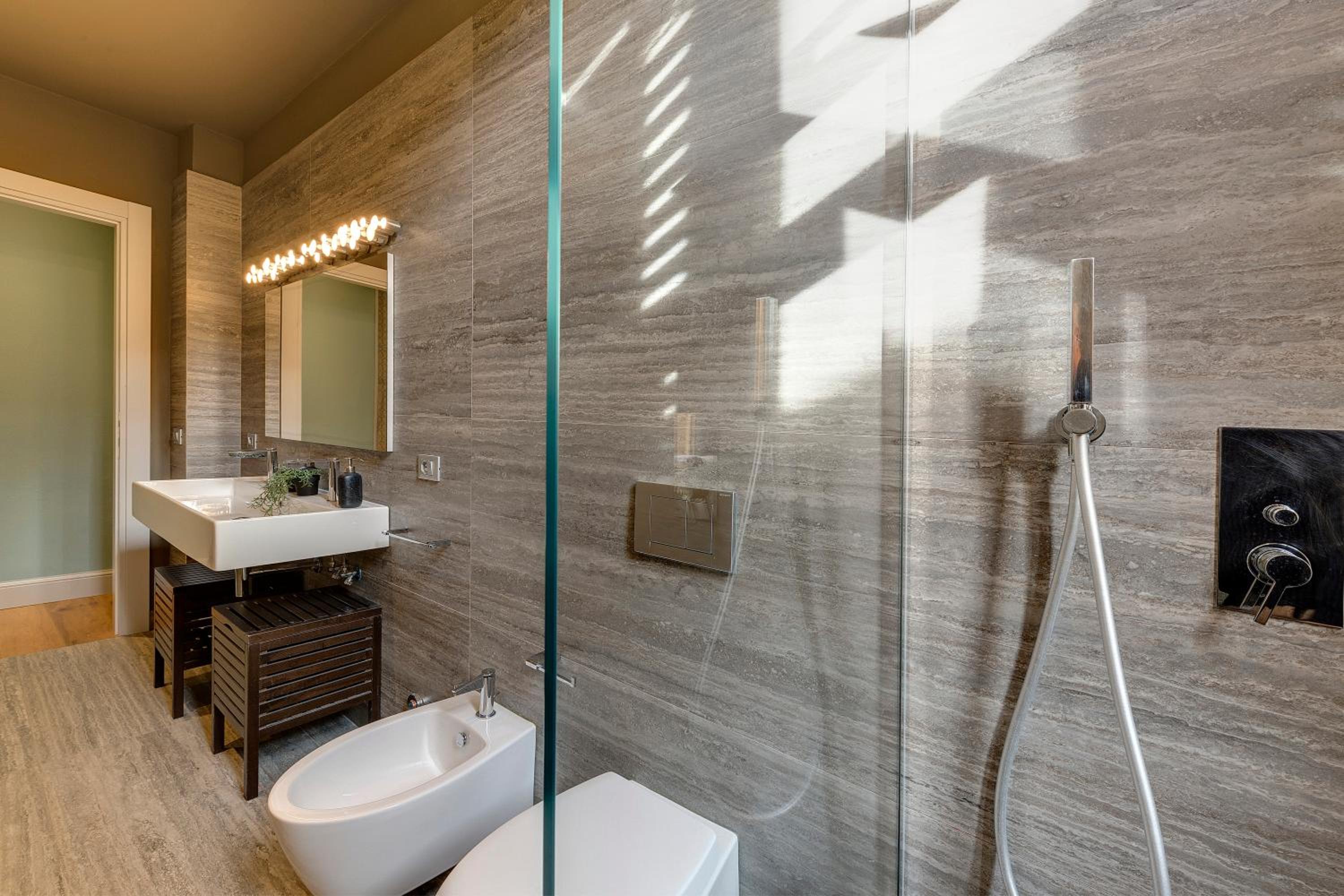 Frida Luxury Apartment by Mamo Florence