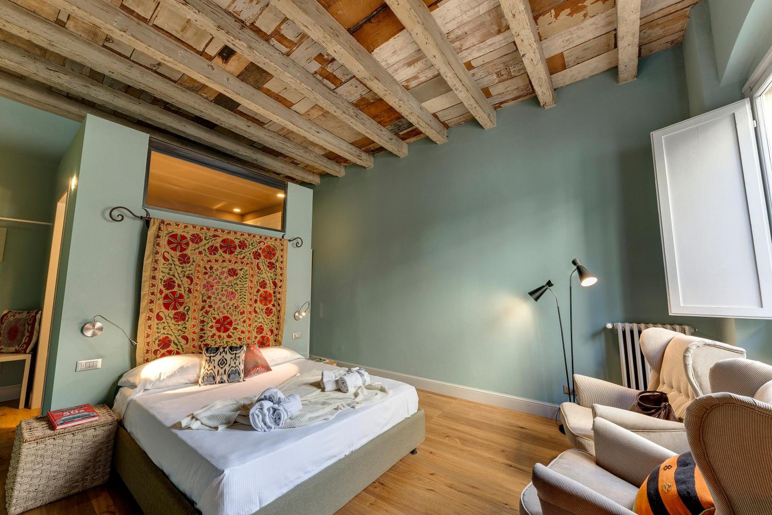 Frida Luxury Apartment by Mamo Florence