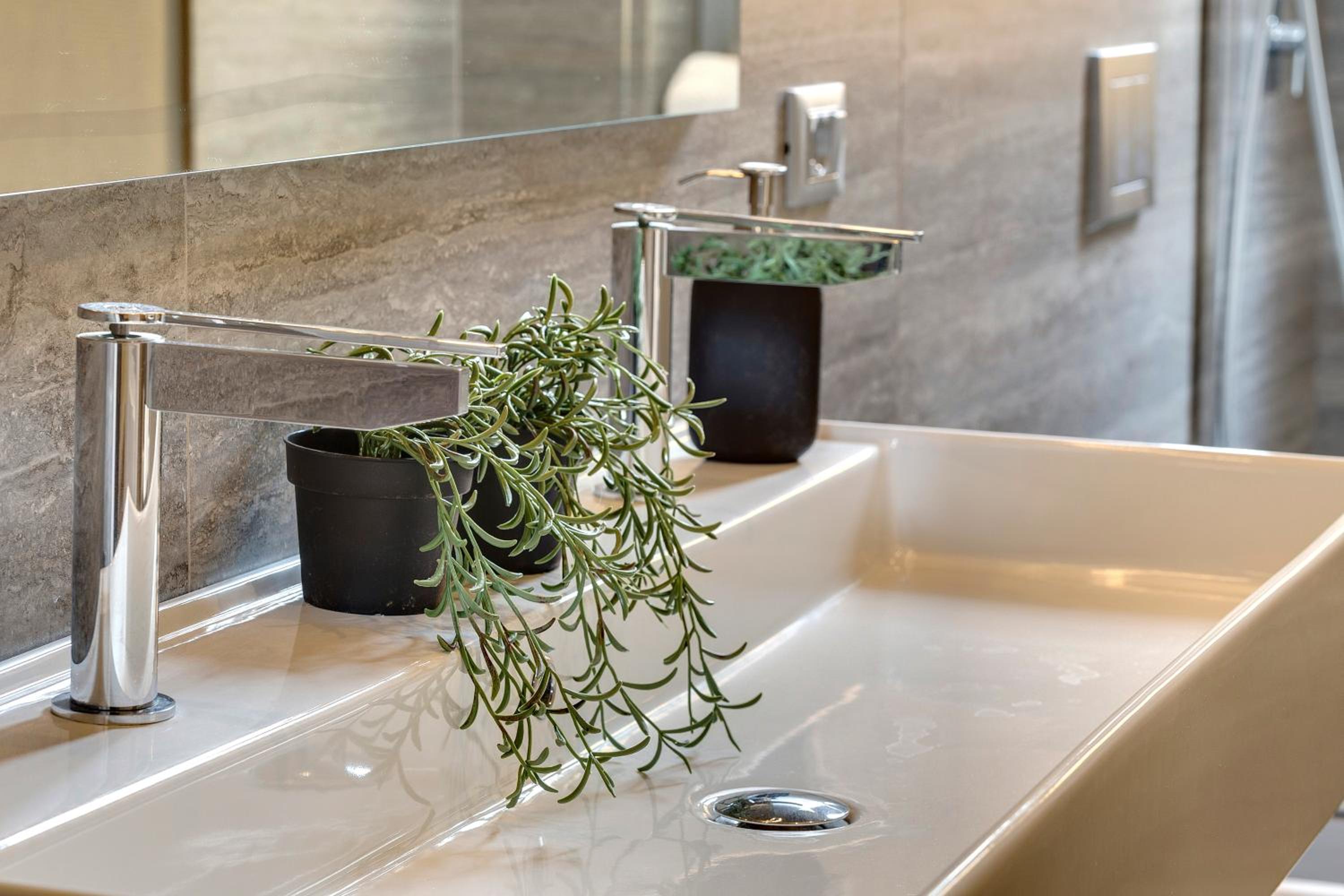 Frida Luxury Apartment by Mamo Florence