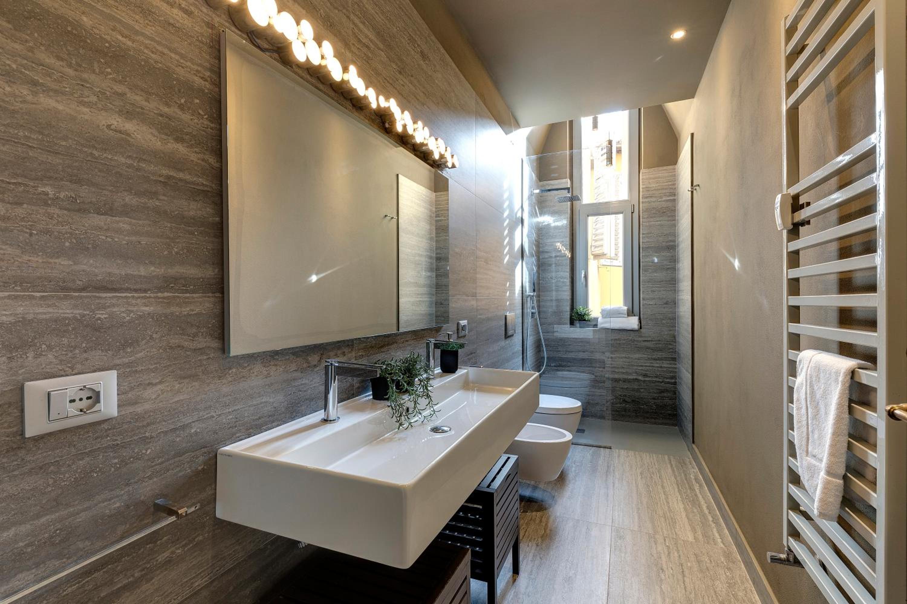 Frida Luxury Apartment by Mamo Florence