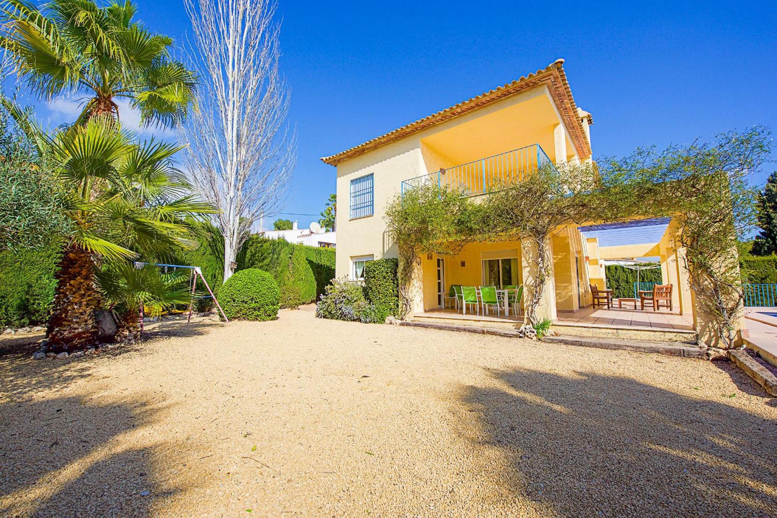Villa Gio - PlusHolidays view 2