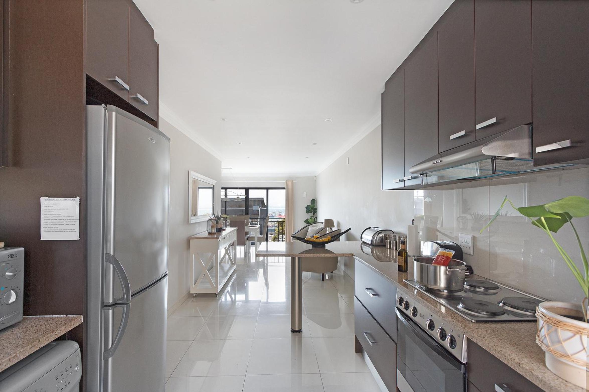 STAR APARTMENTS