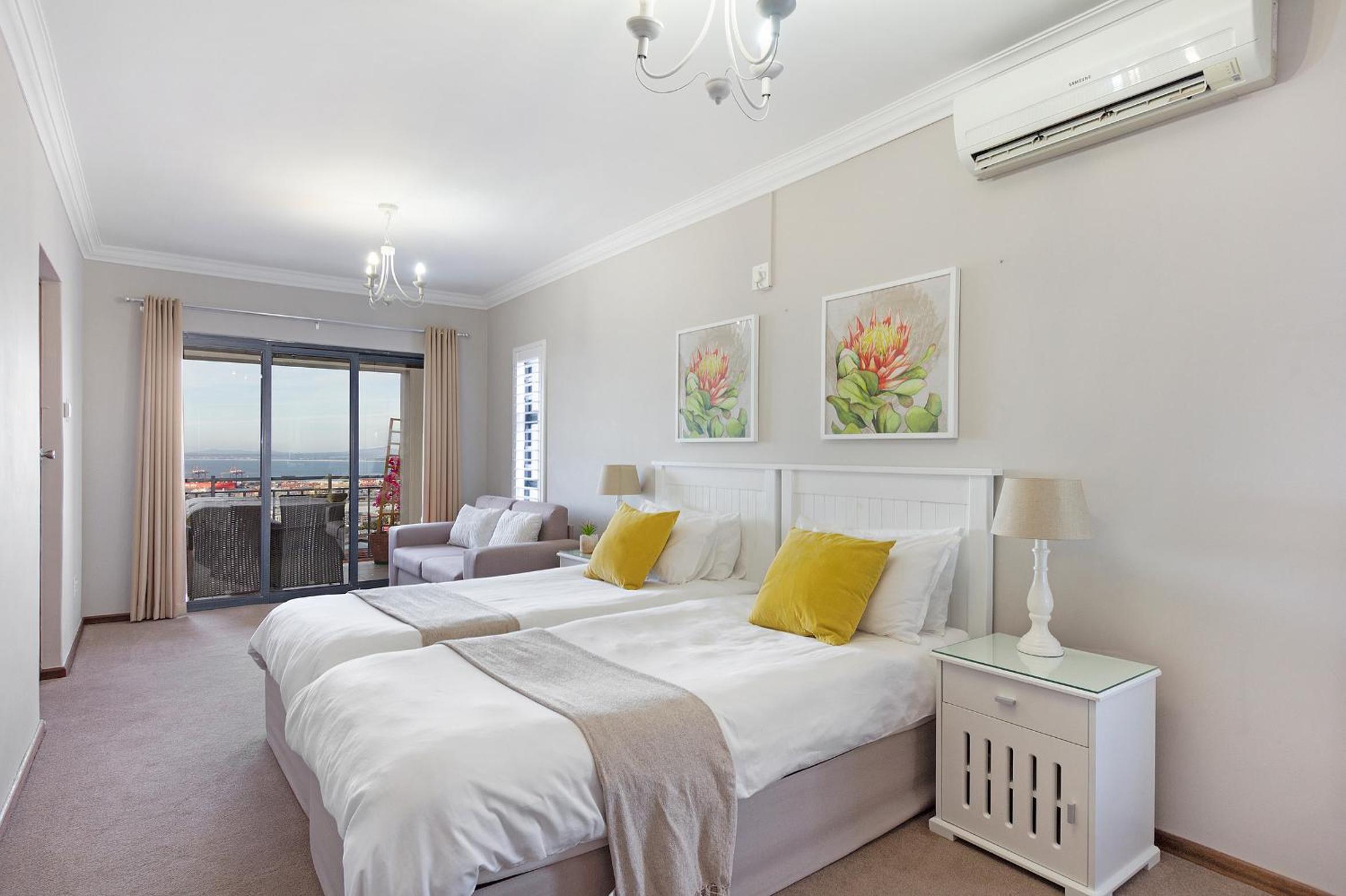 STAR APARTMENTS