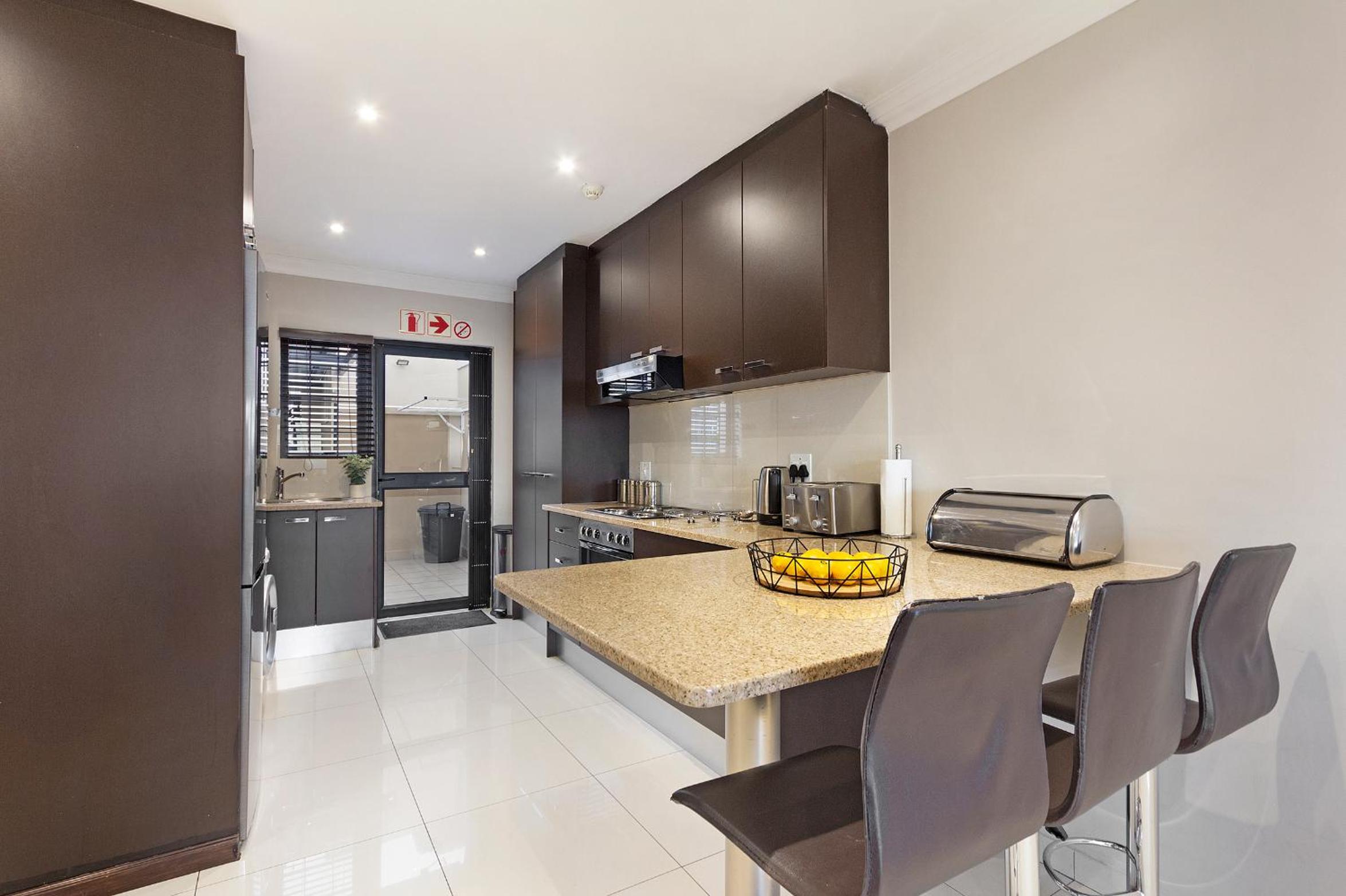 STAR APARTMENTS