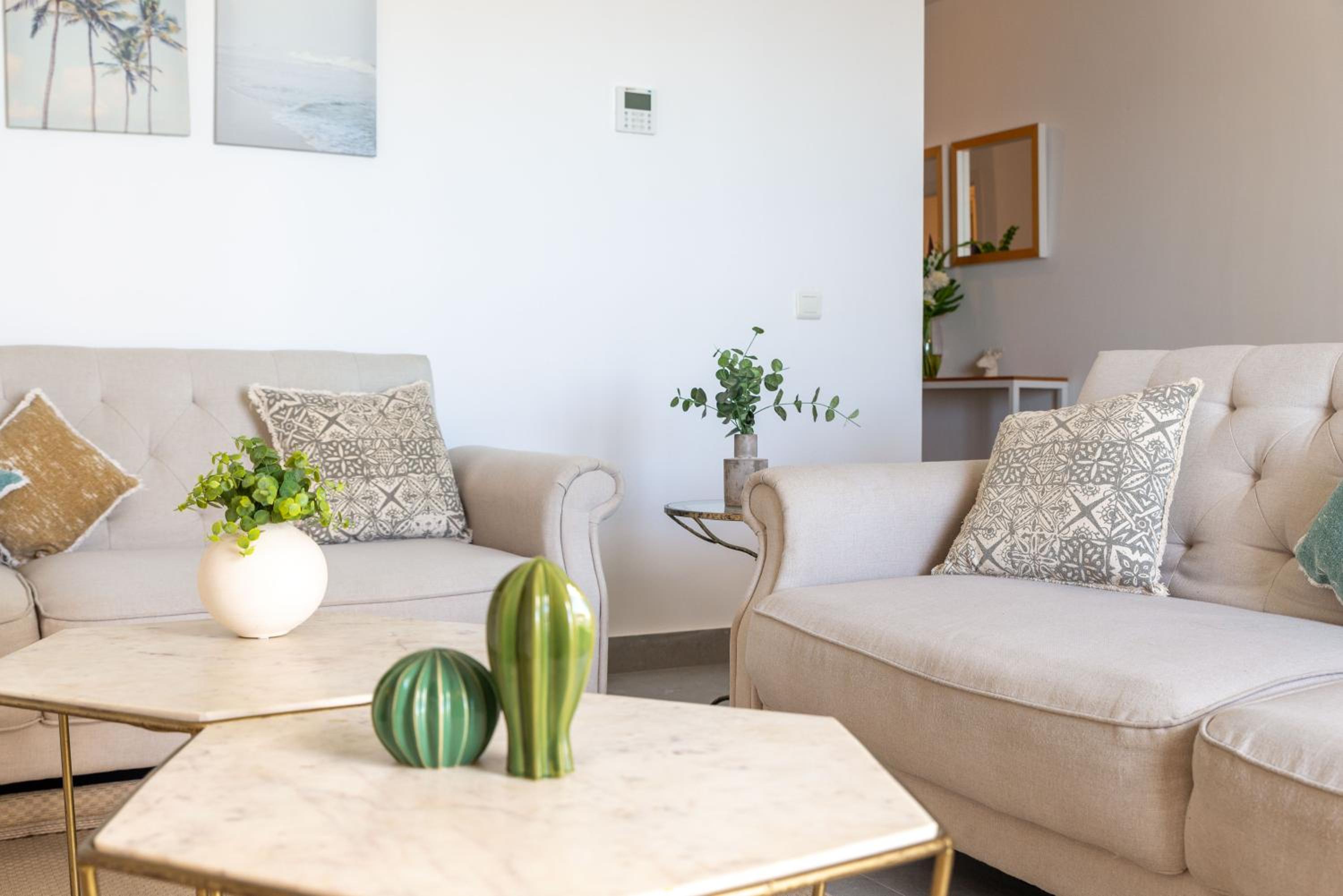 VACATION MARBELLA I Banus Waterfront Penthouse Marina, Sea View, Beachfront