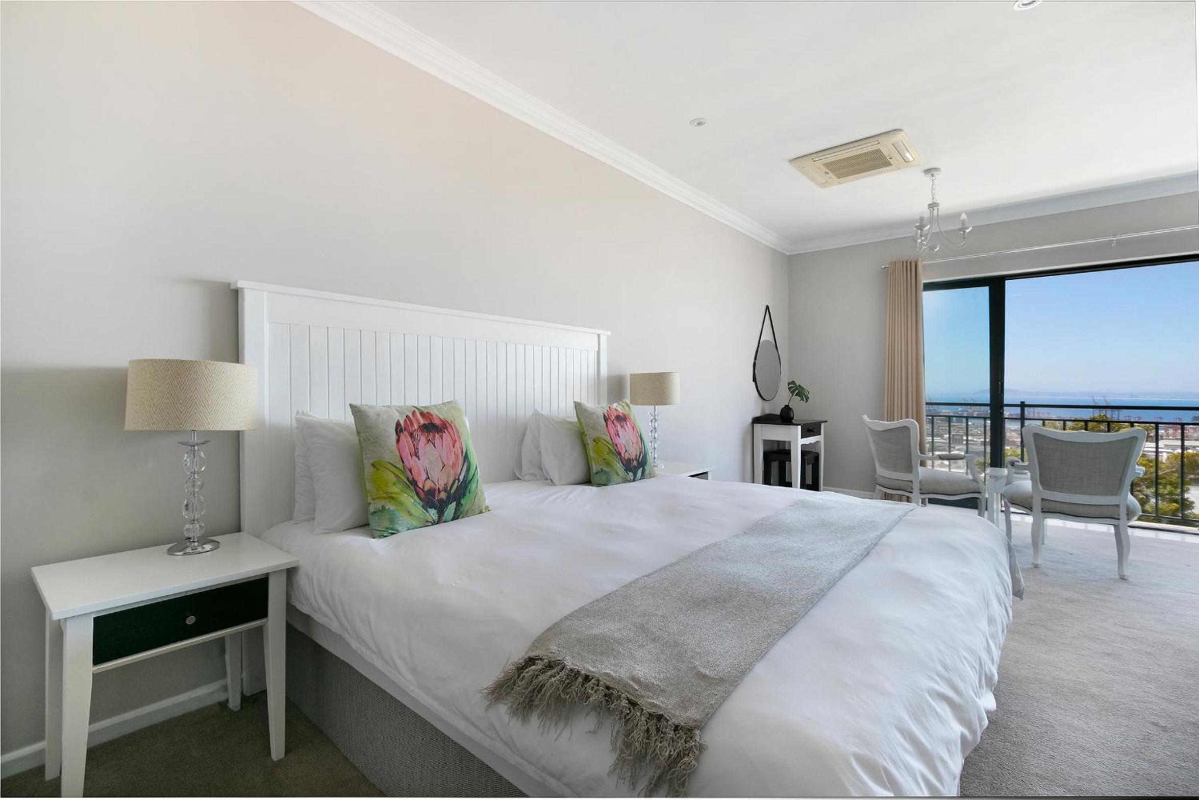 STAR APARTMENTS