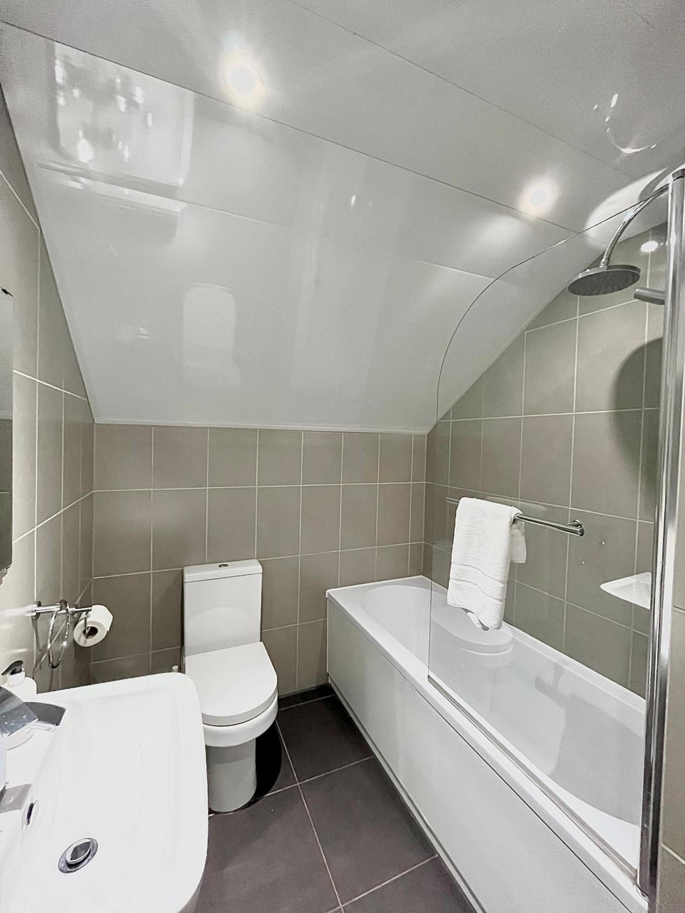 Lytham St Annes Vacations - Mode Apartments St Annes - Property Image 2
