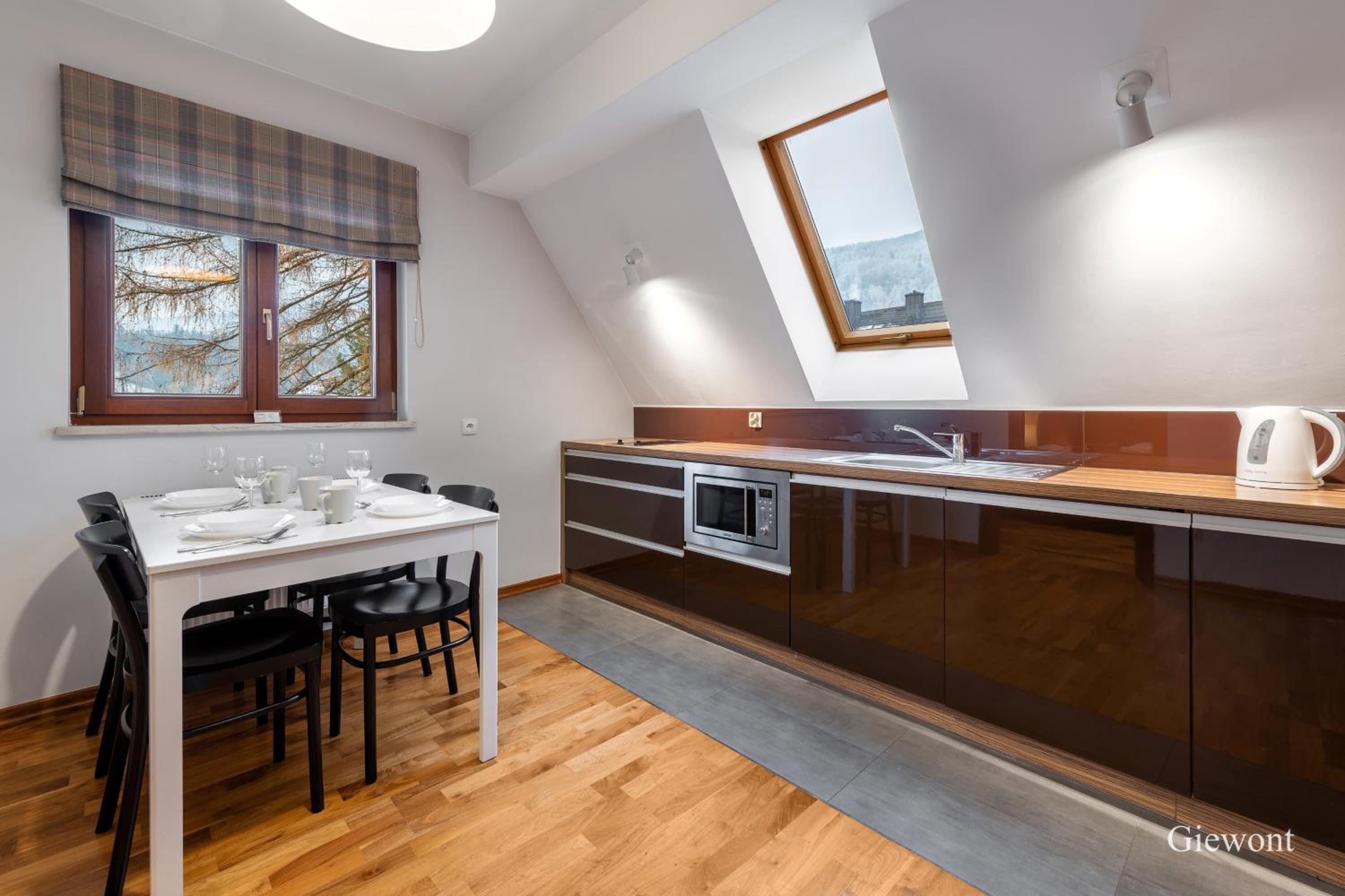 RentPlanet - Śpiący Rycerz