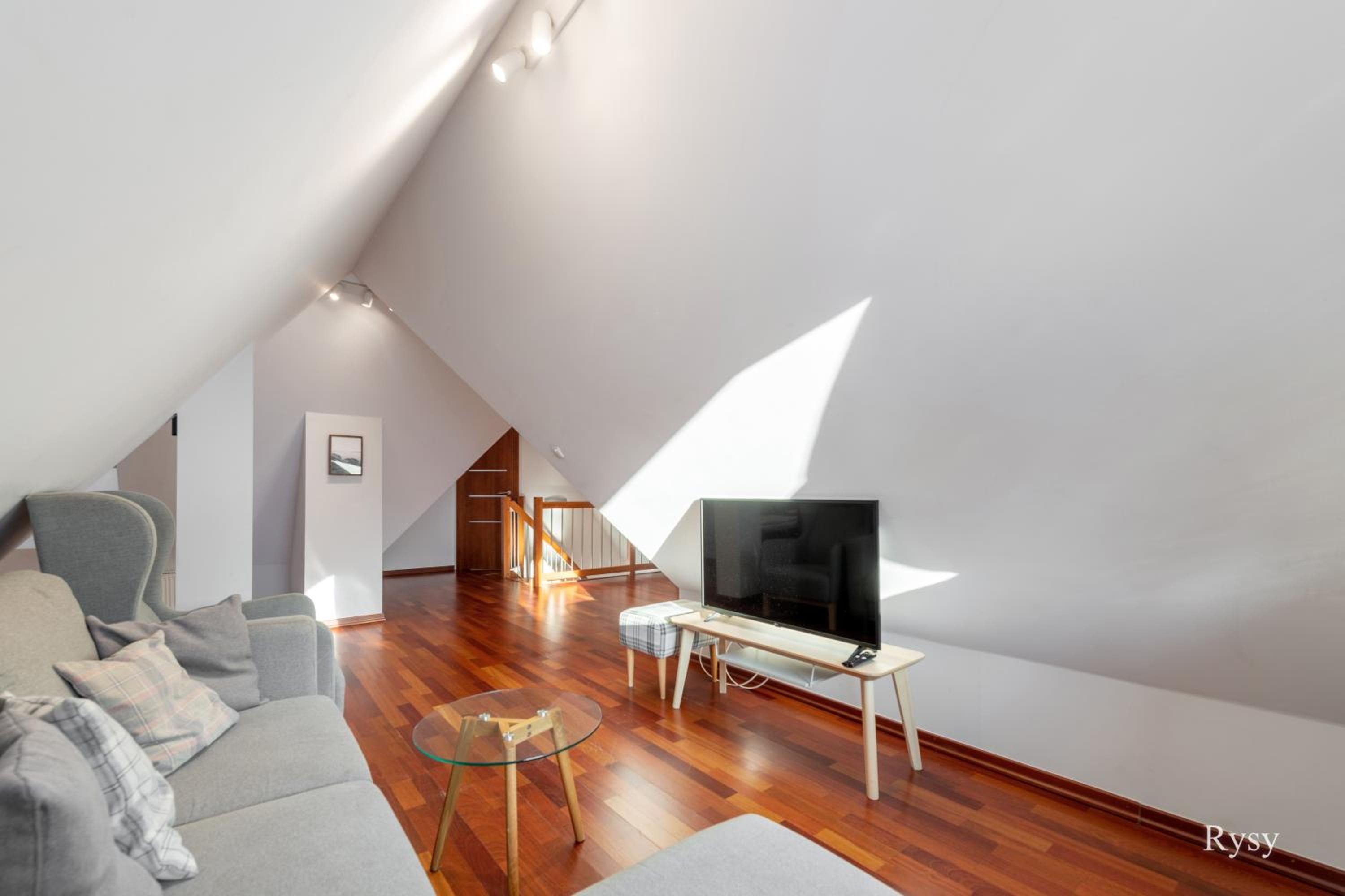 RentPlanet - Śpiący Rycerz