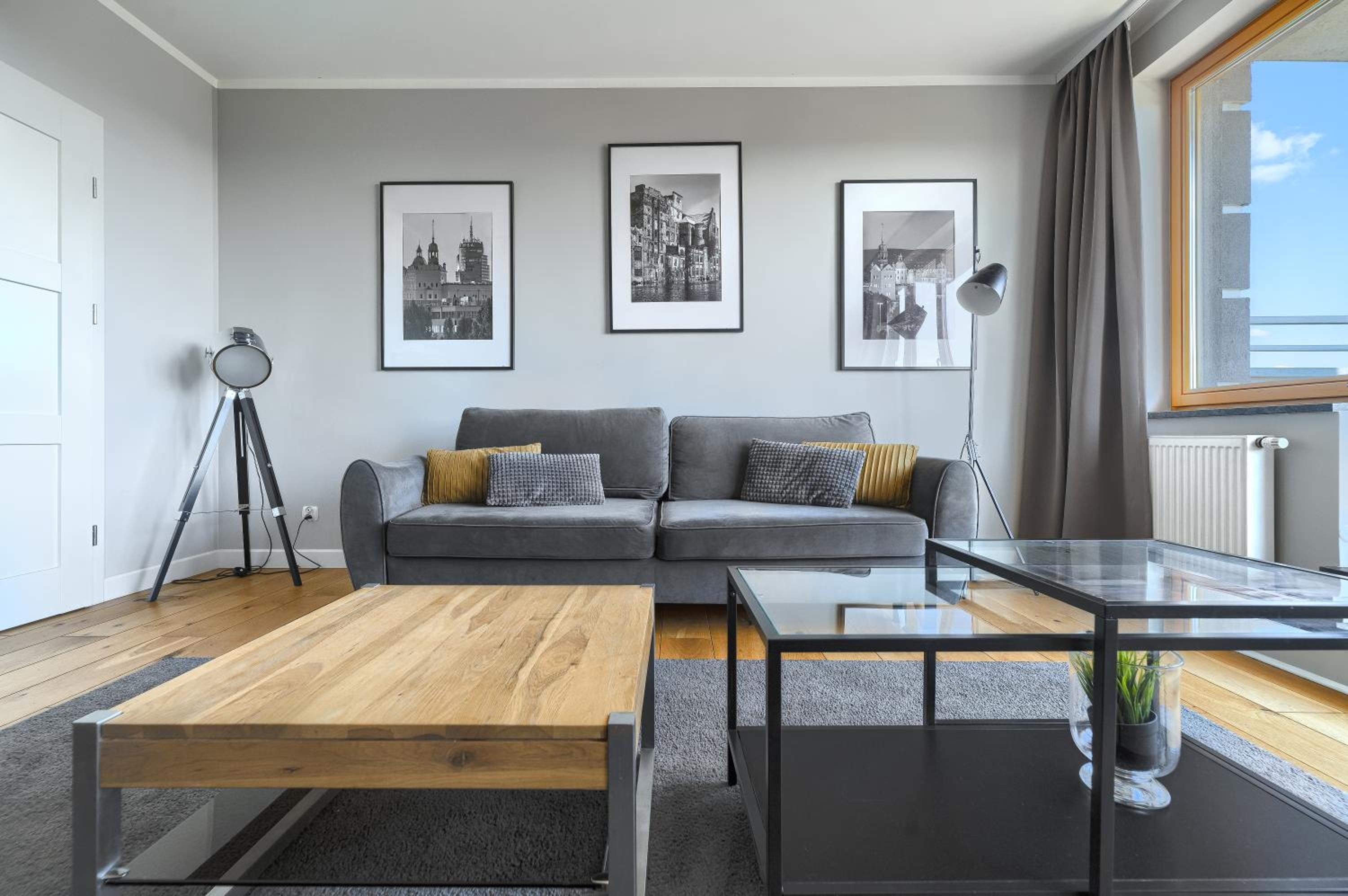EXCLUSIVE FORTY Apartments view 4