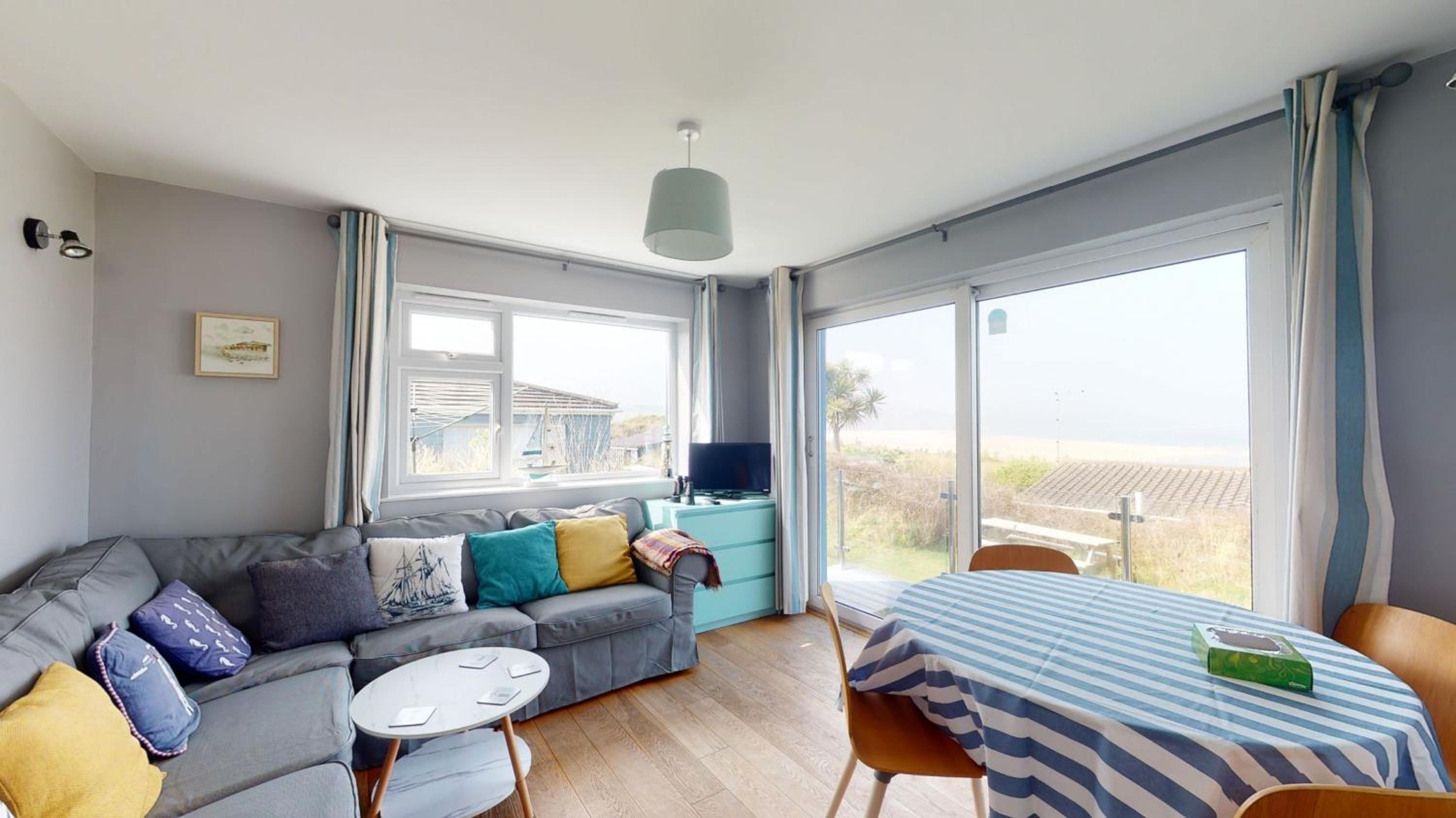B32 Swiss Chalet, Riviere Towans view 3