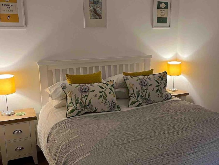 No5 at 53 - 2 bed apartment in Leek, Staffs Peak District view 5