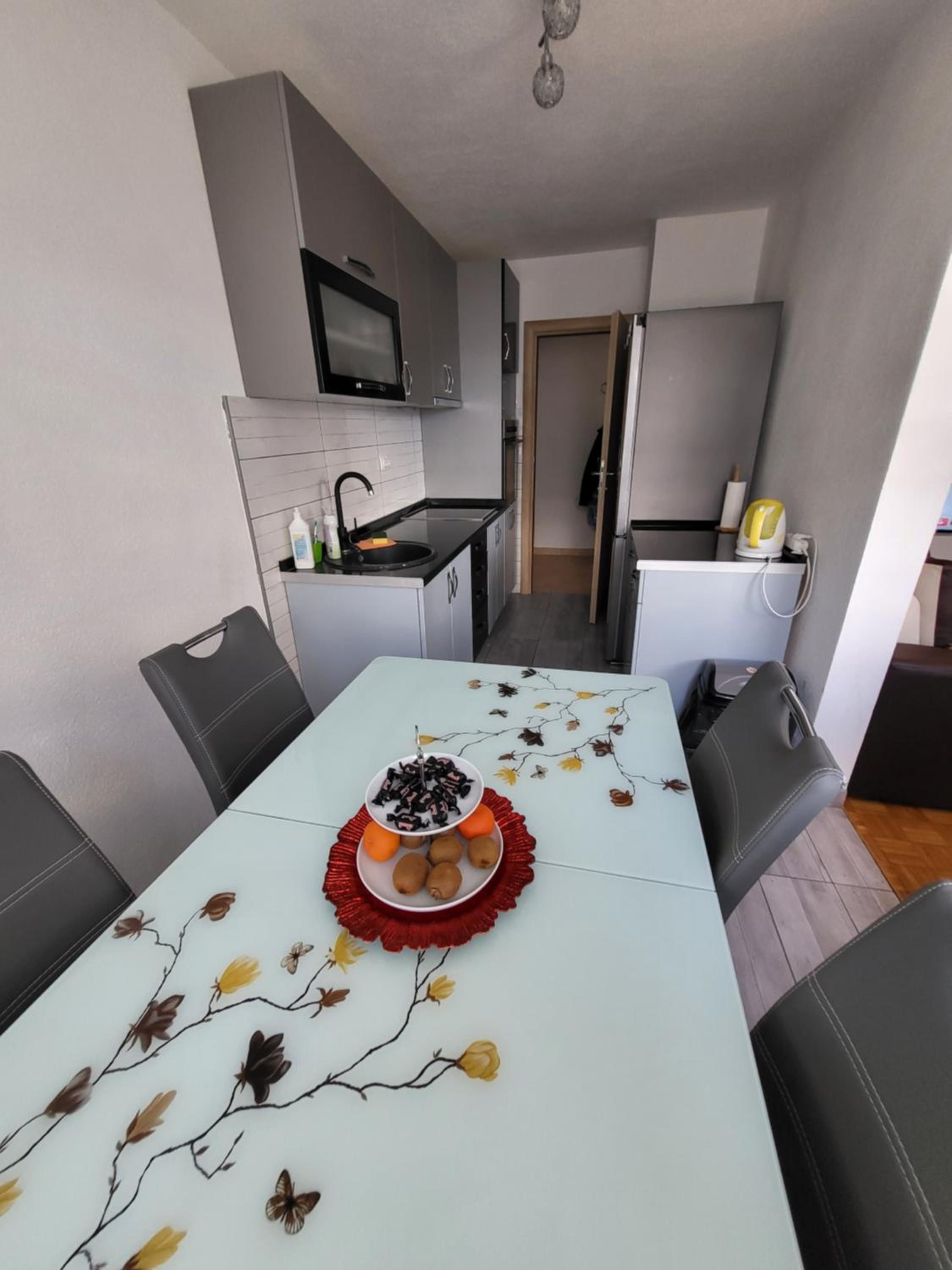 Apartment Blondy