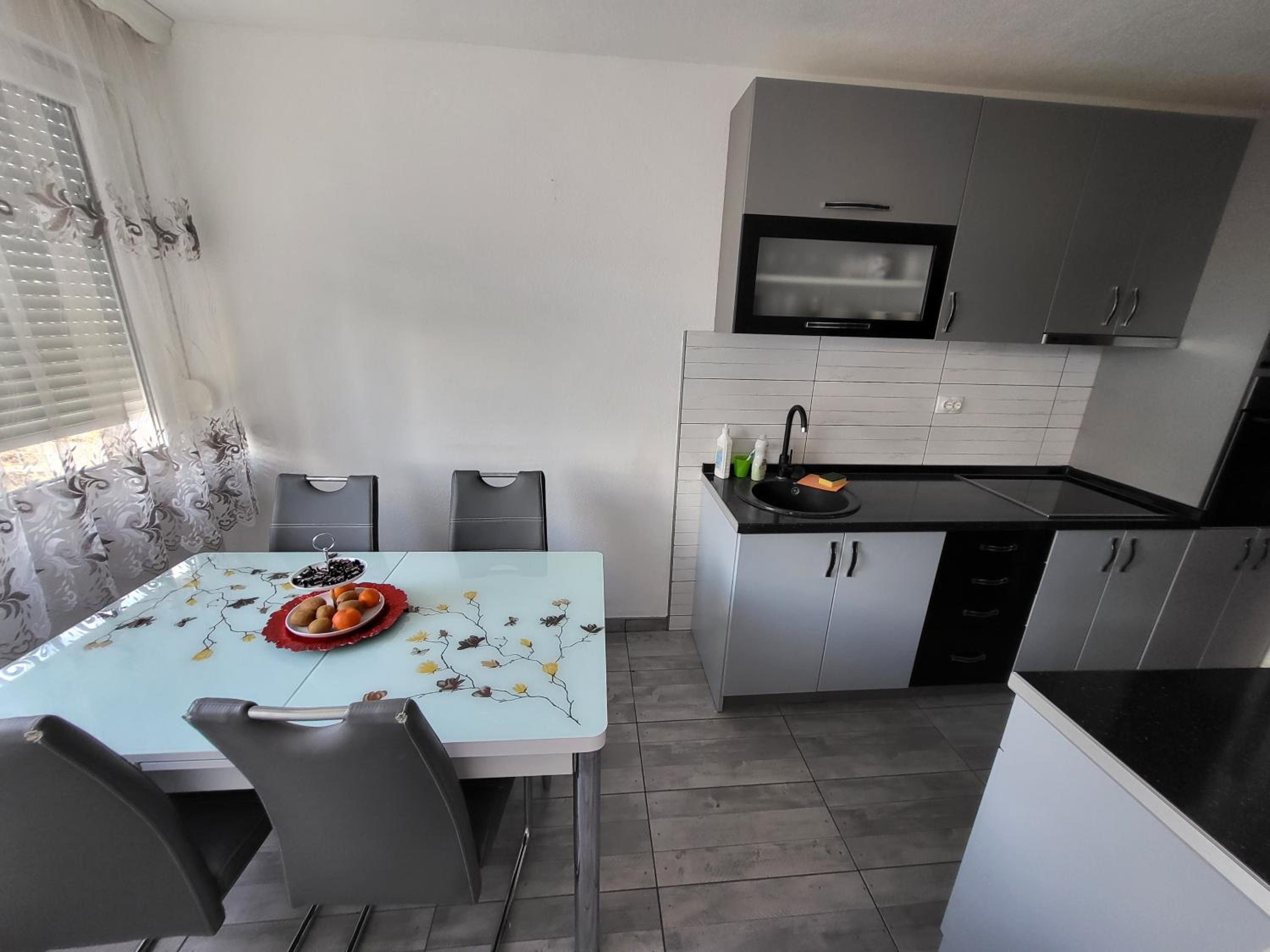 Apartment Blondy